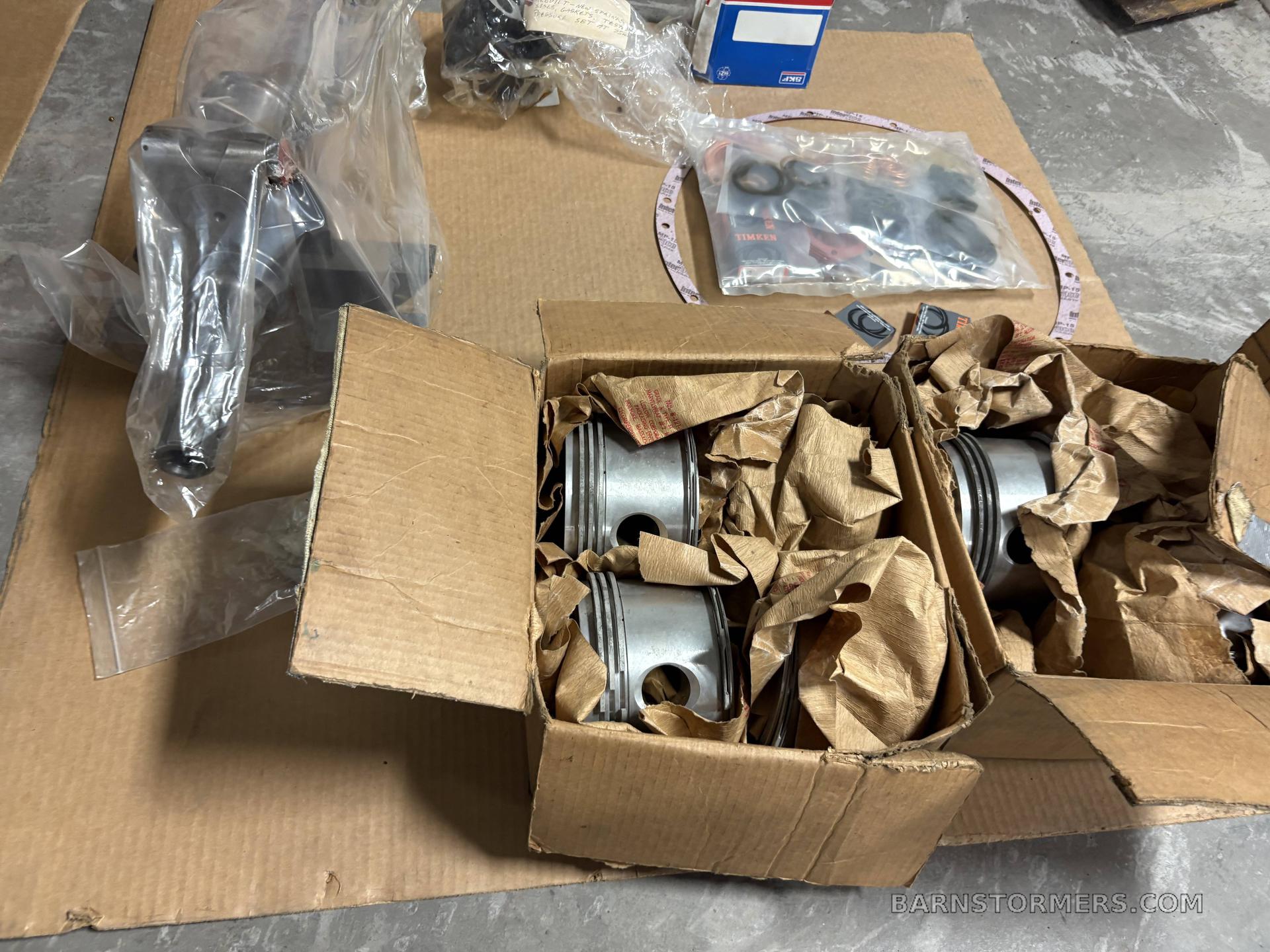 CONTINENTAL W-670 ENGINE PARTS