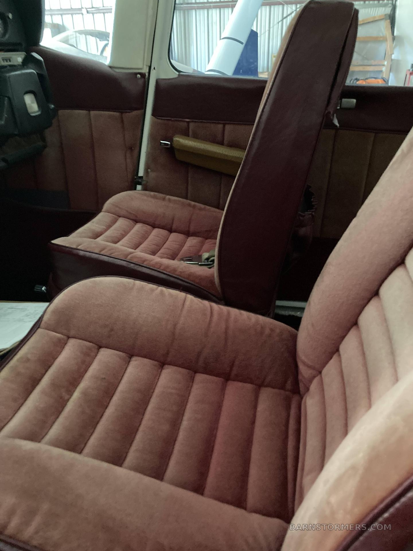 CESSNA 182P 4