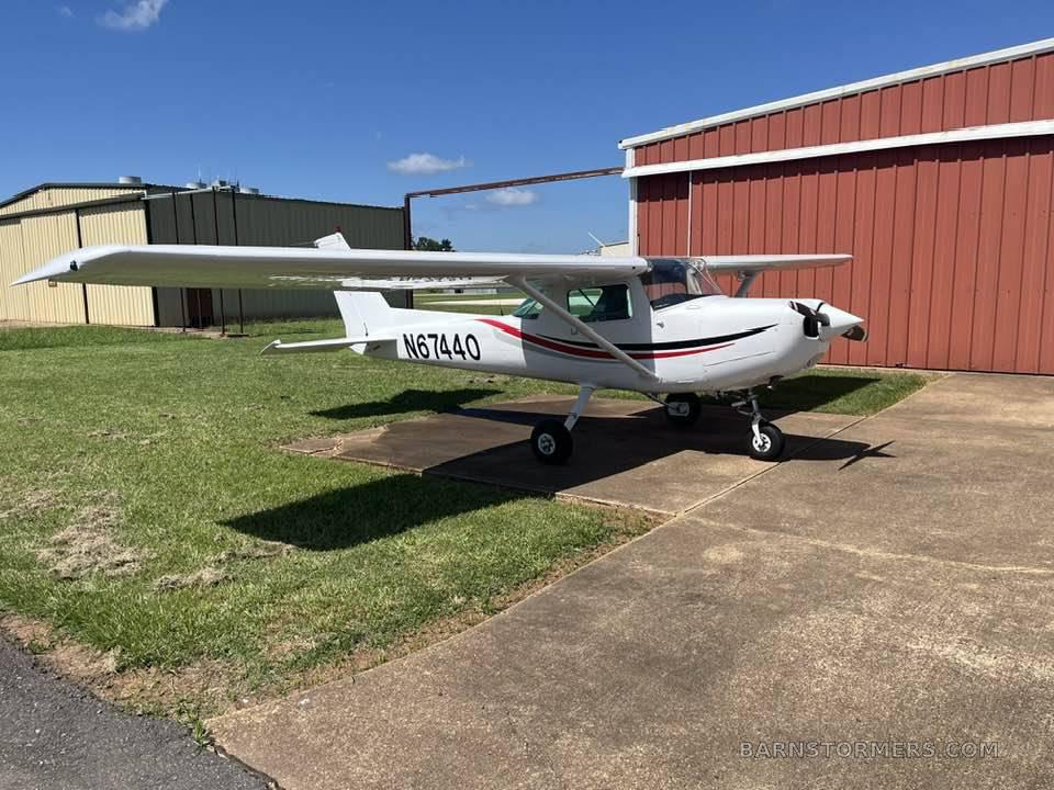 1978 Cessna 152 thumbnail 4