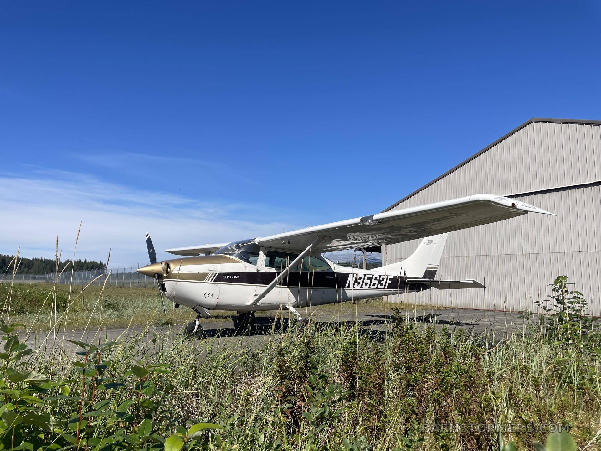1966 Cessna 182 thumbnail 2
