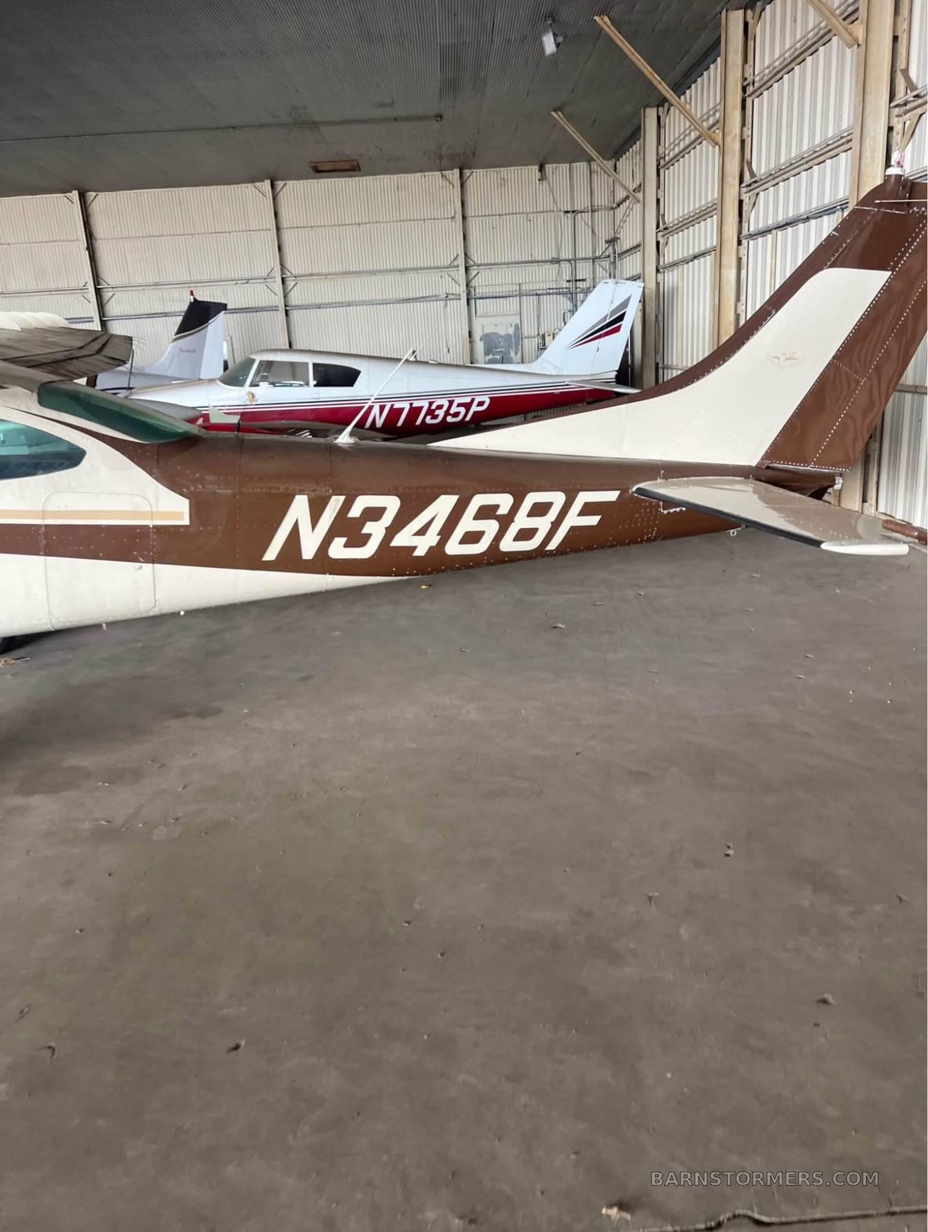 1966 Cessna 182 thumbnail 2