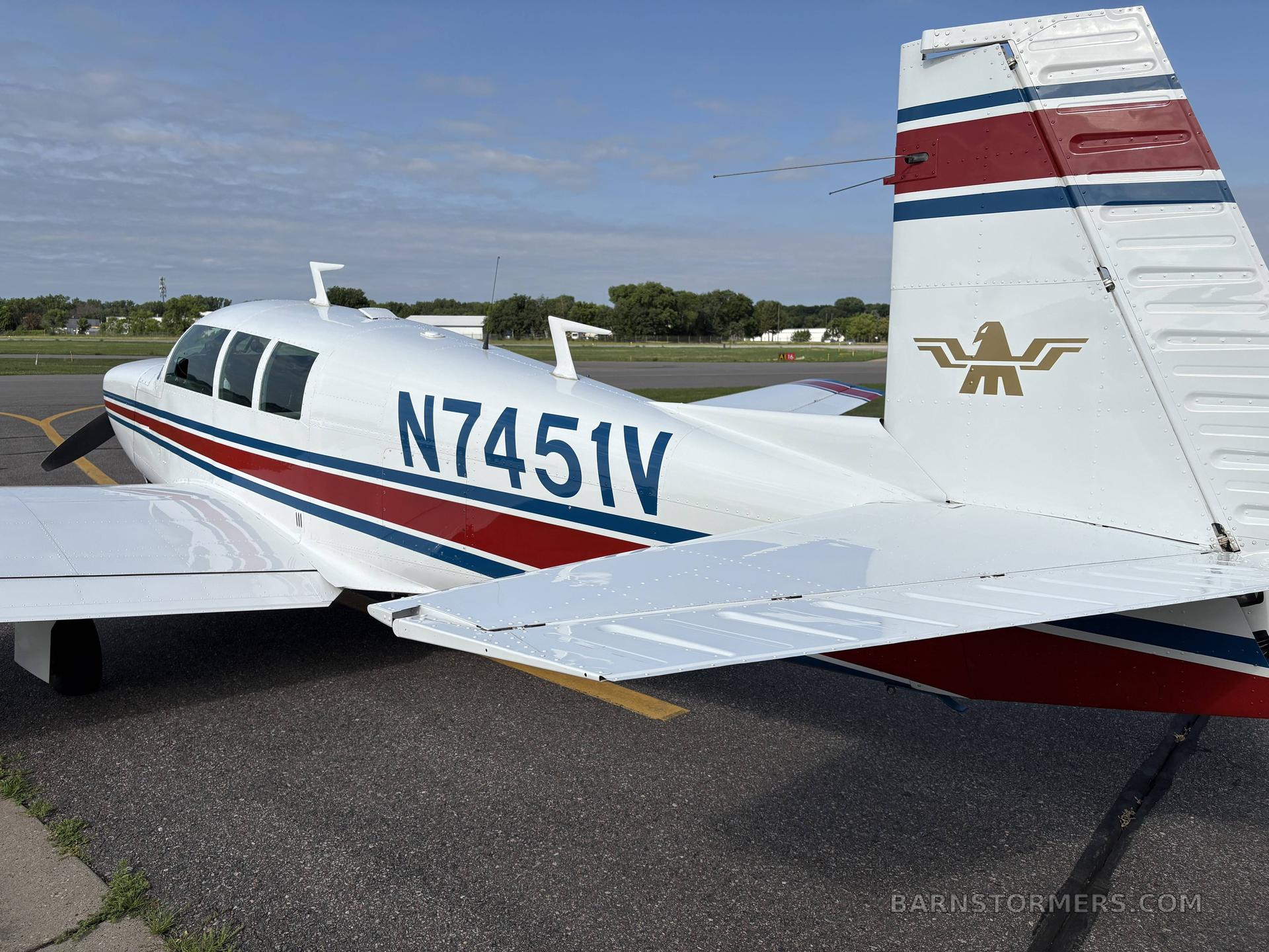 1975 Mooney M20 thumbnail 3