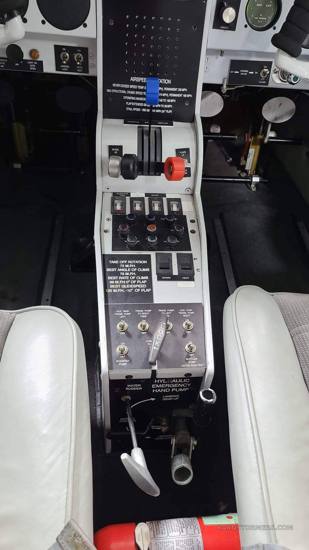 SEAWIND 3000 - LOW HOURS 5