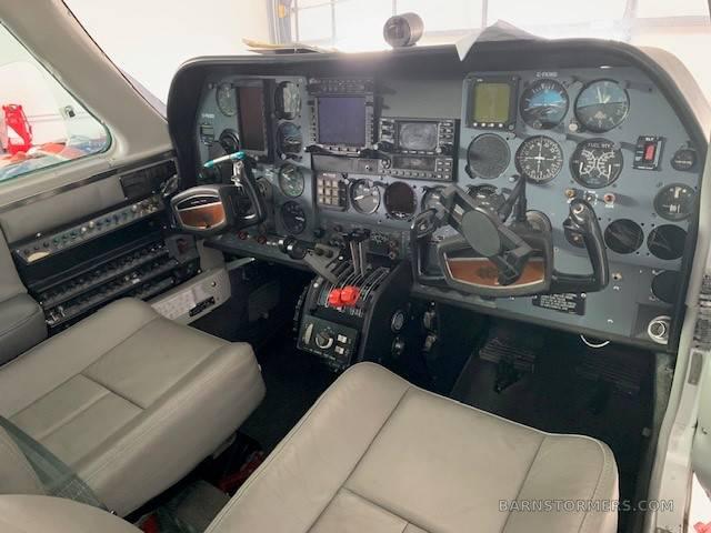 CESSNA 310 Q 3