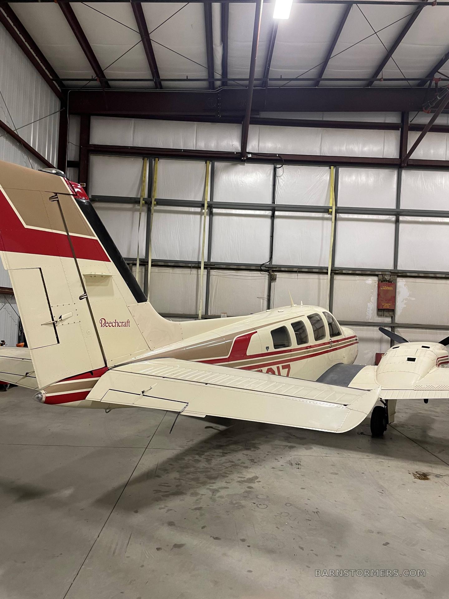 1980 Beechcraft Baron thumbnail 4