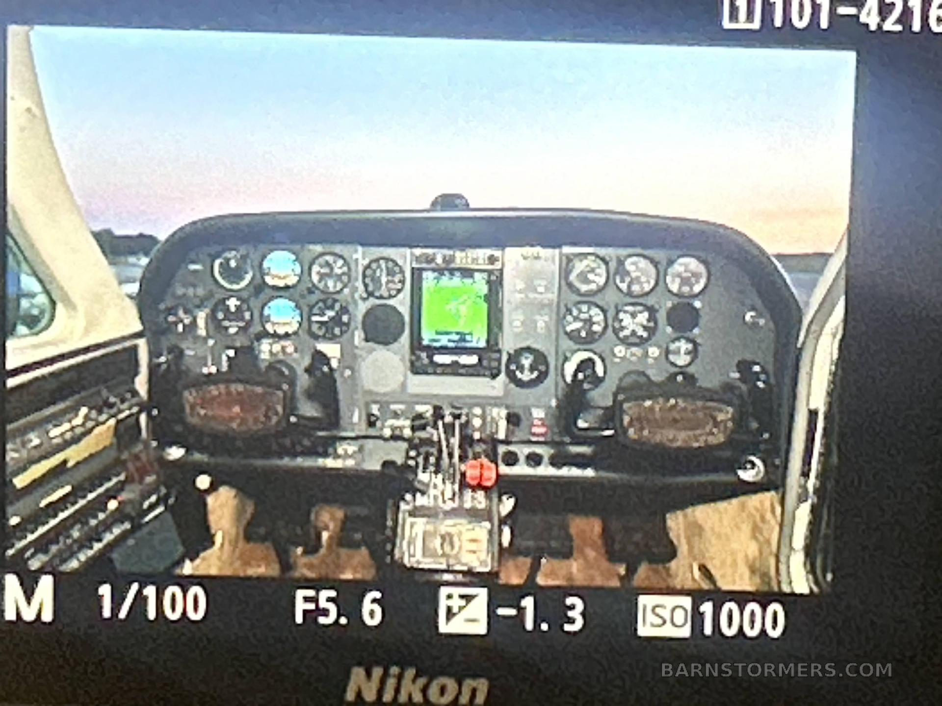 1976 Cessna 310 thumbnail 2