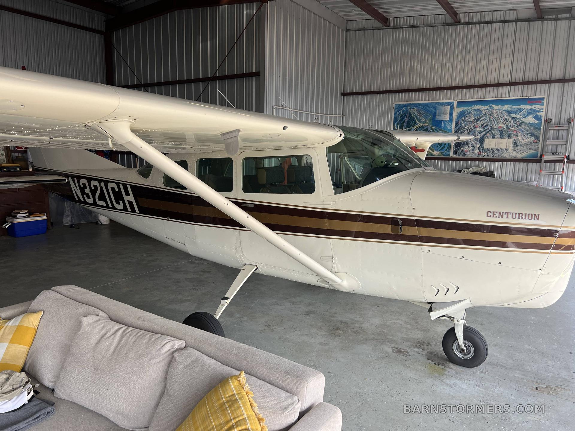 1962 Cessna 210 thumbnail 3