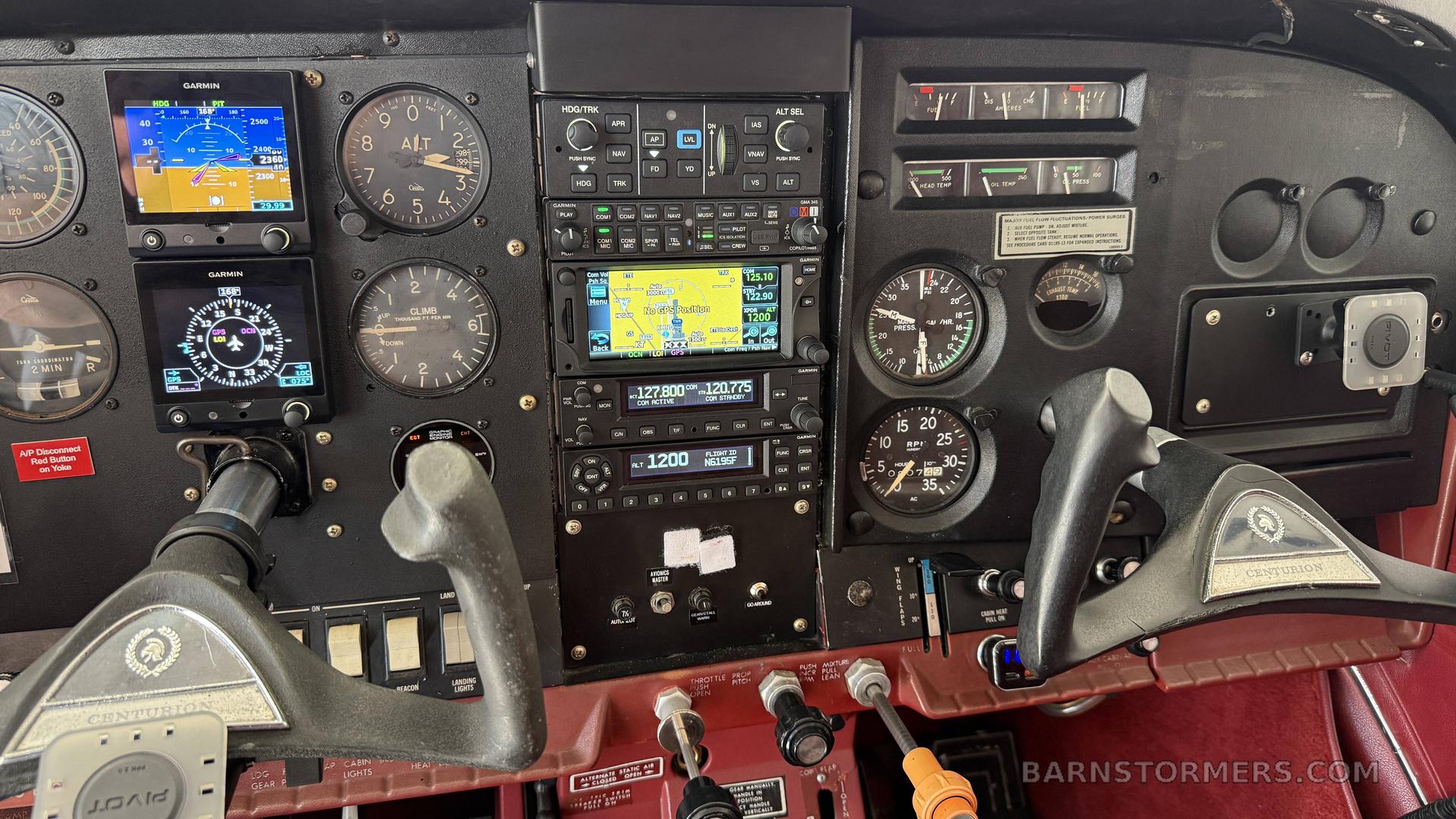 1969 Cessna 210 thumbnail 2