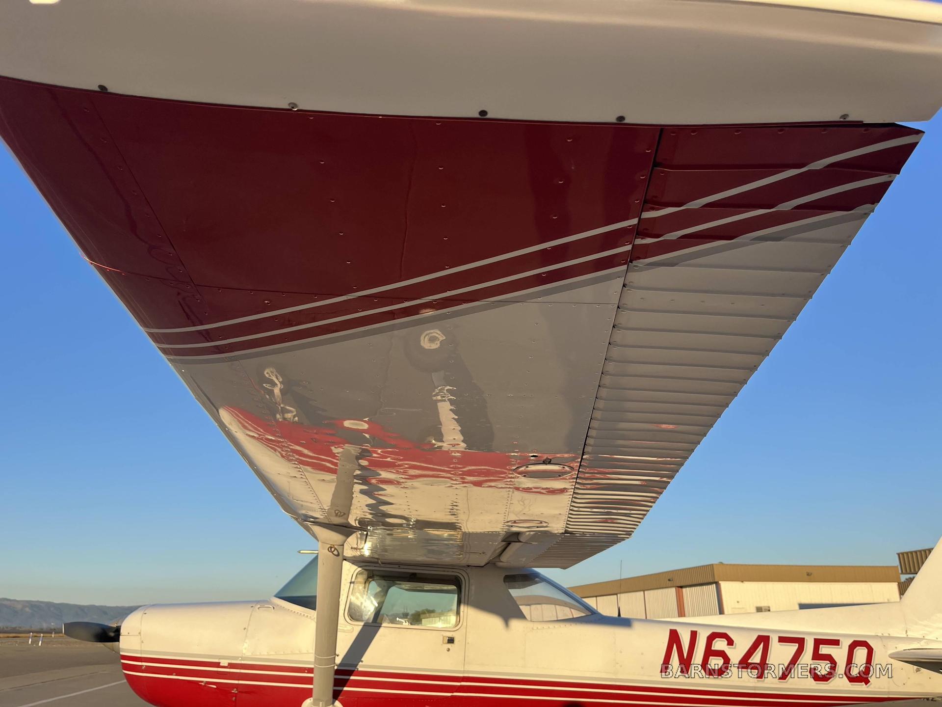 1981 Cessna 152 thumbnail 3
