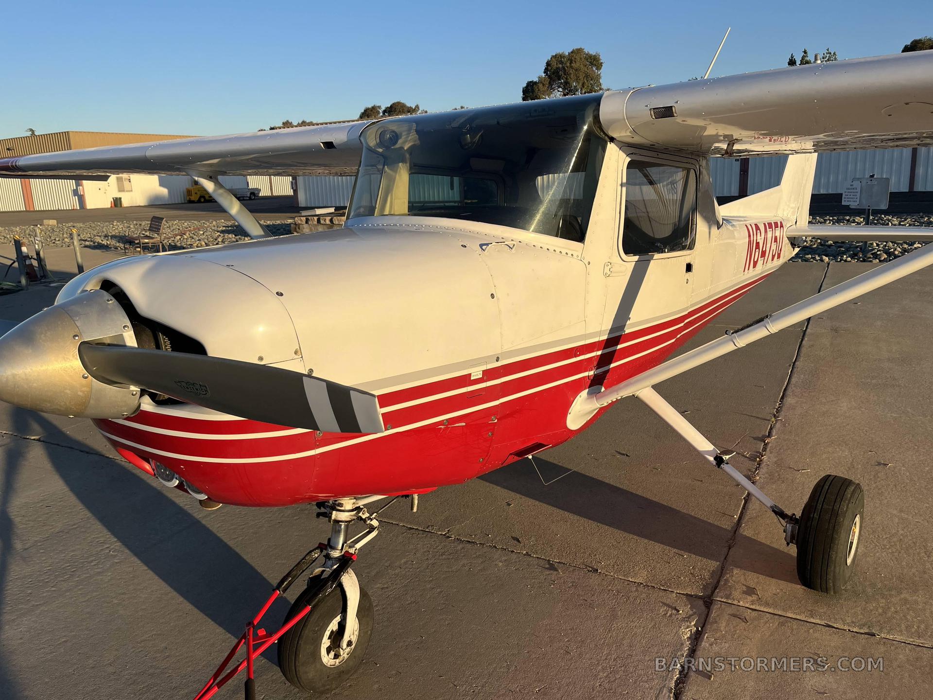 1981 Cessna 152 thumbnail 5