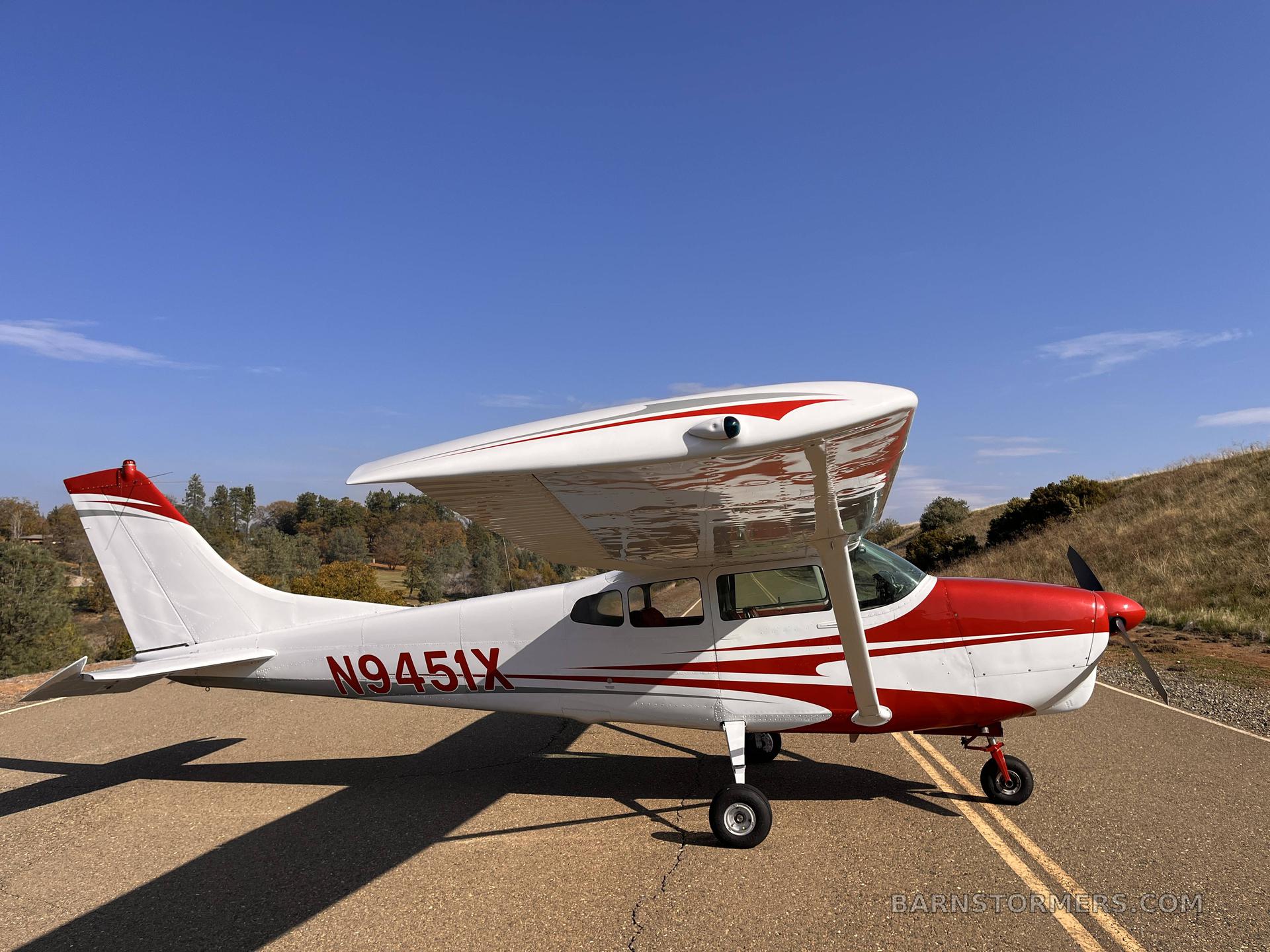 1960 Cessna 210 thumbnail 5