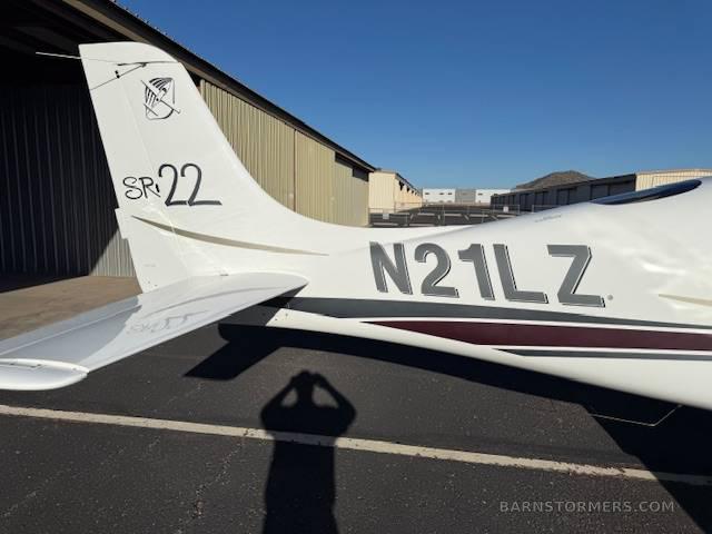 2002 Cirrus SR22 thumbnail 5
