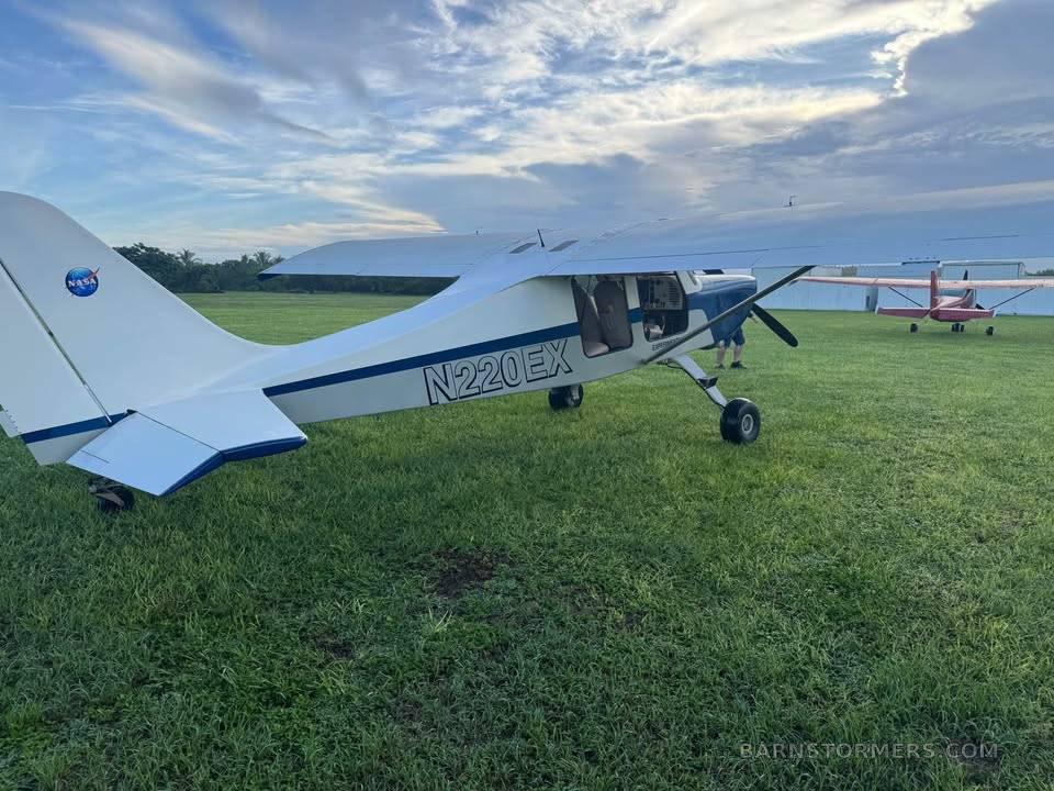 2010 Cessna thumbnail 4