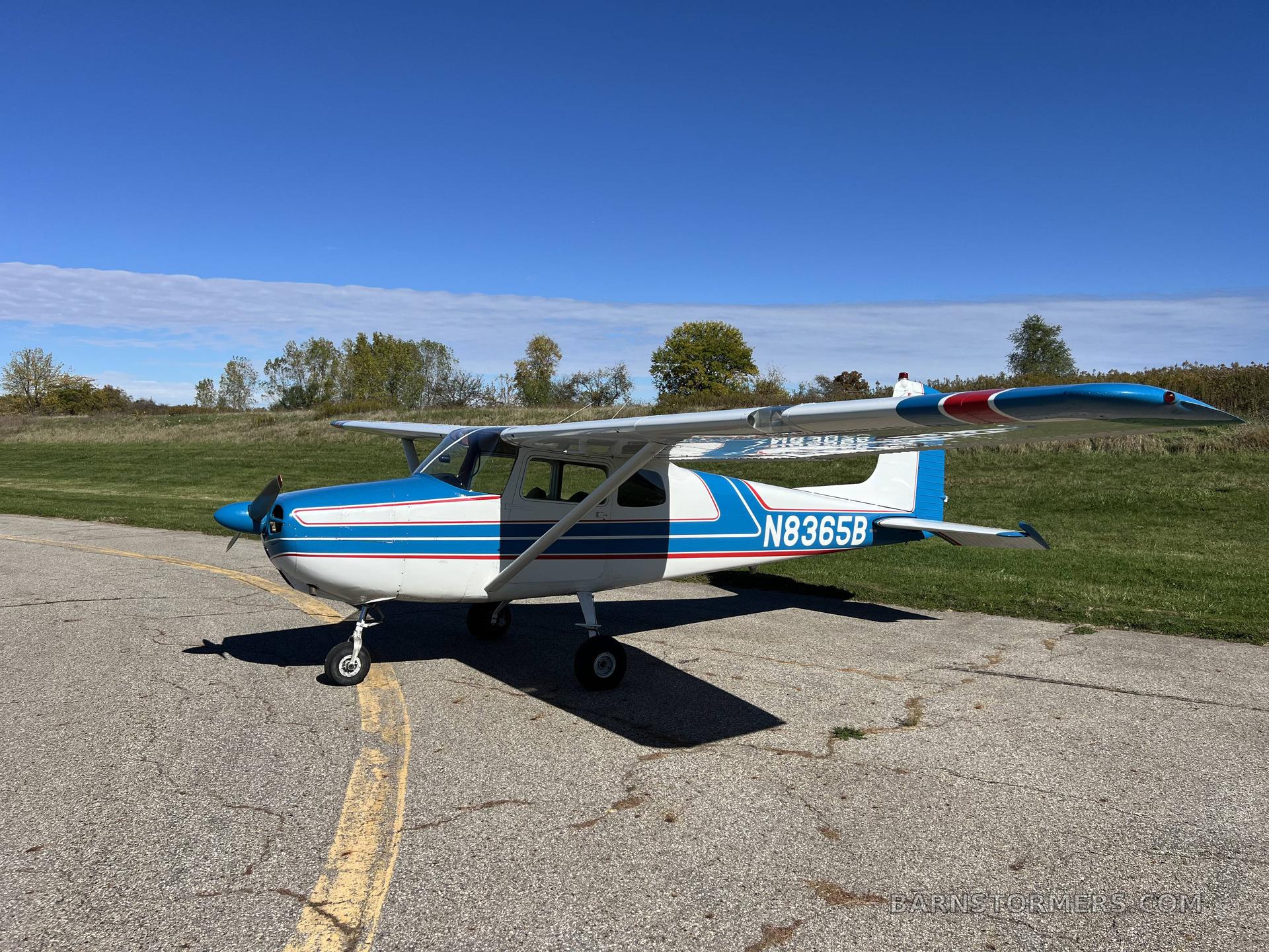 1957 CESSNA 172 LOW TT 4