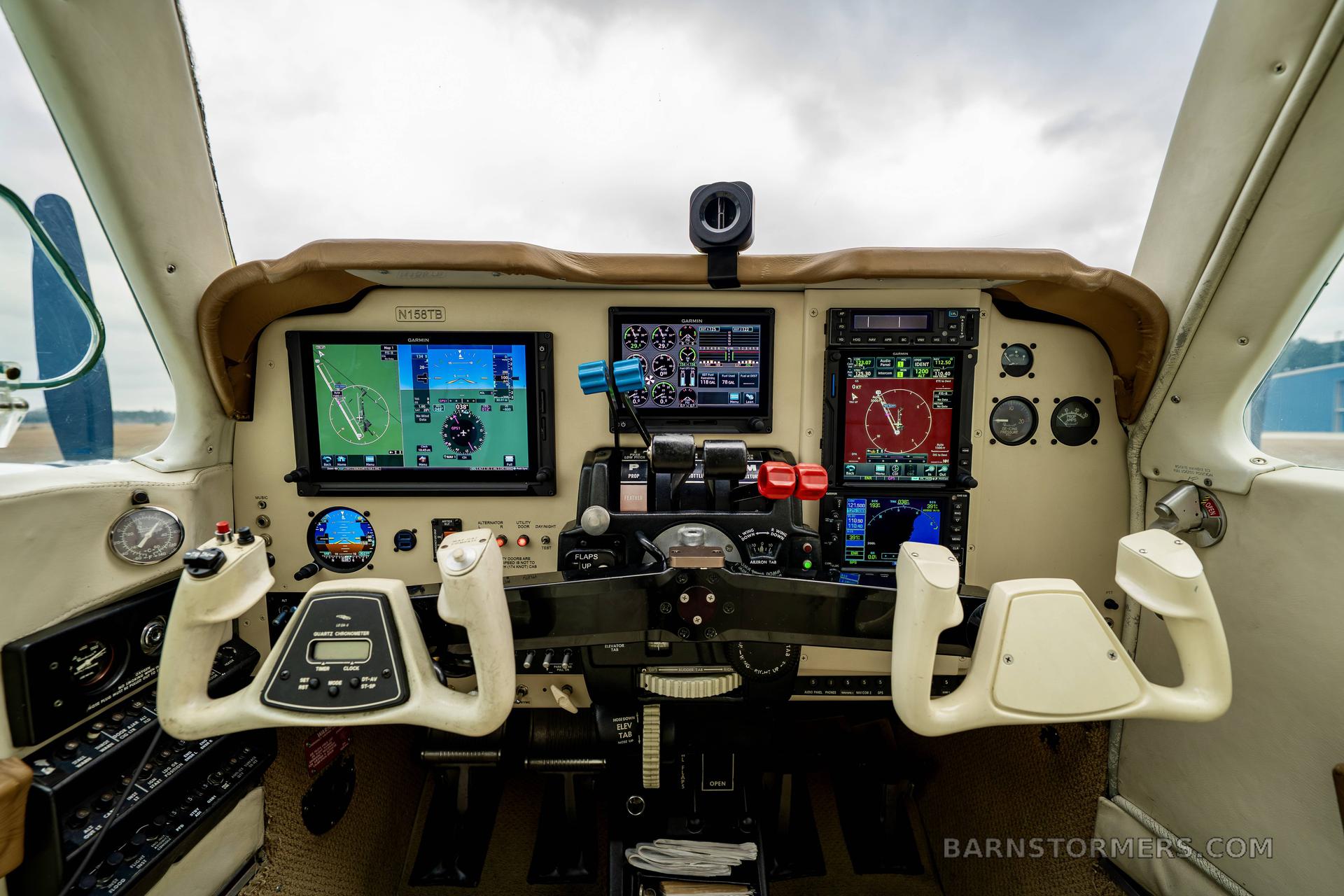 1977 Beechcraft Beech 58 Baron, photo 10