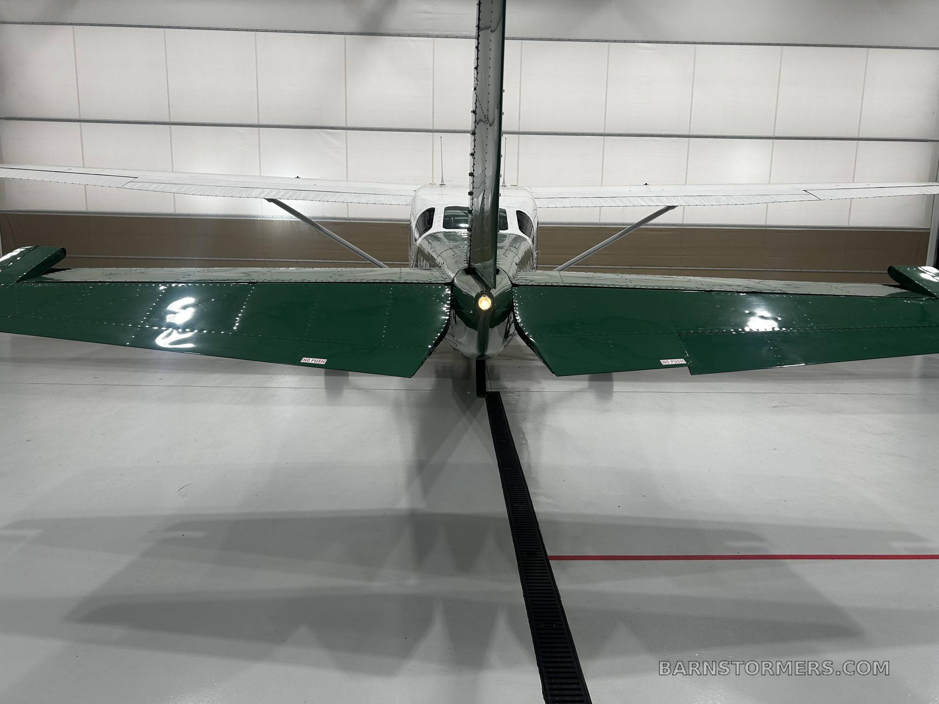 CESSNA 207 5