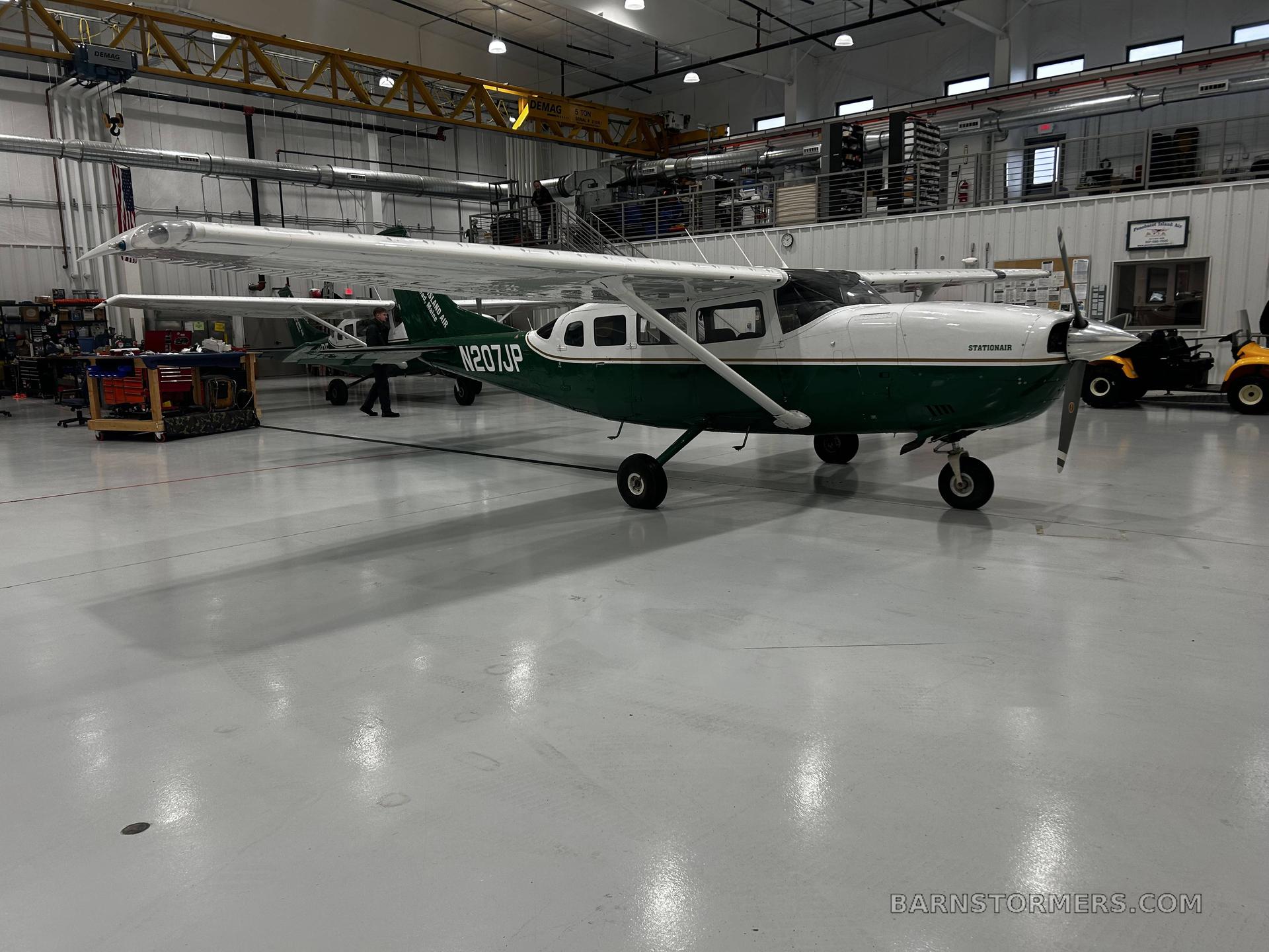 CESSNA 207 3