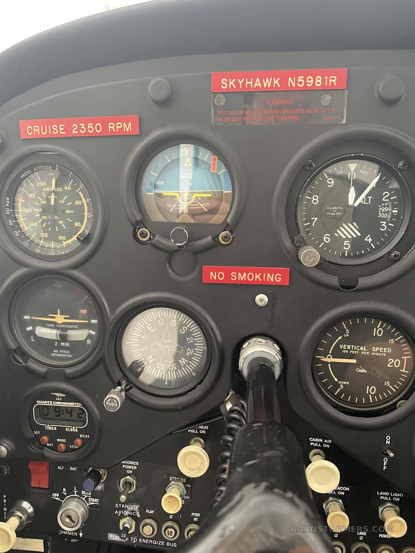 CESSNA 172G 5