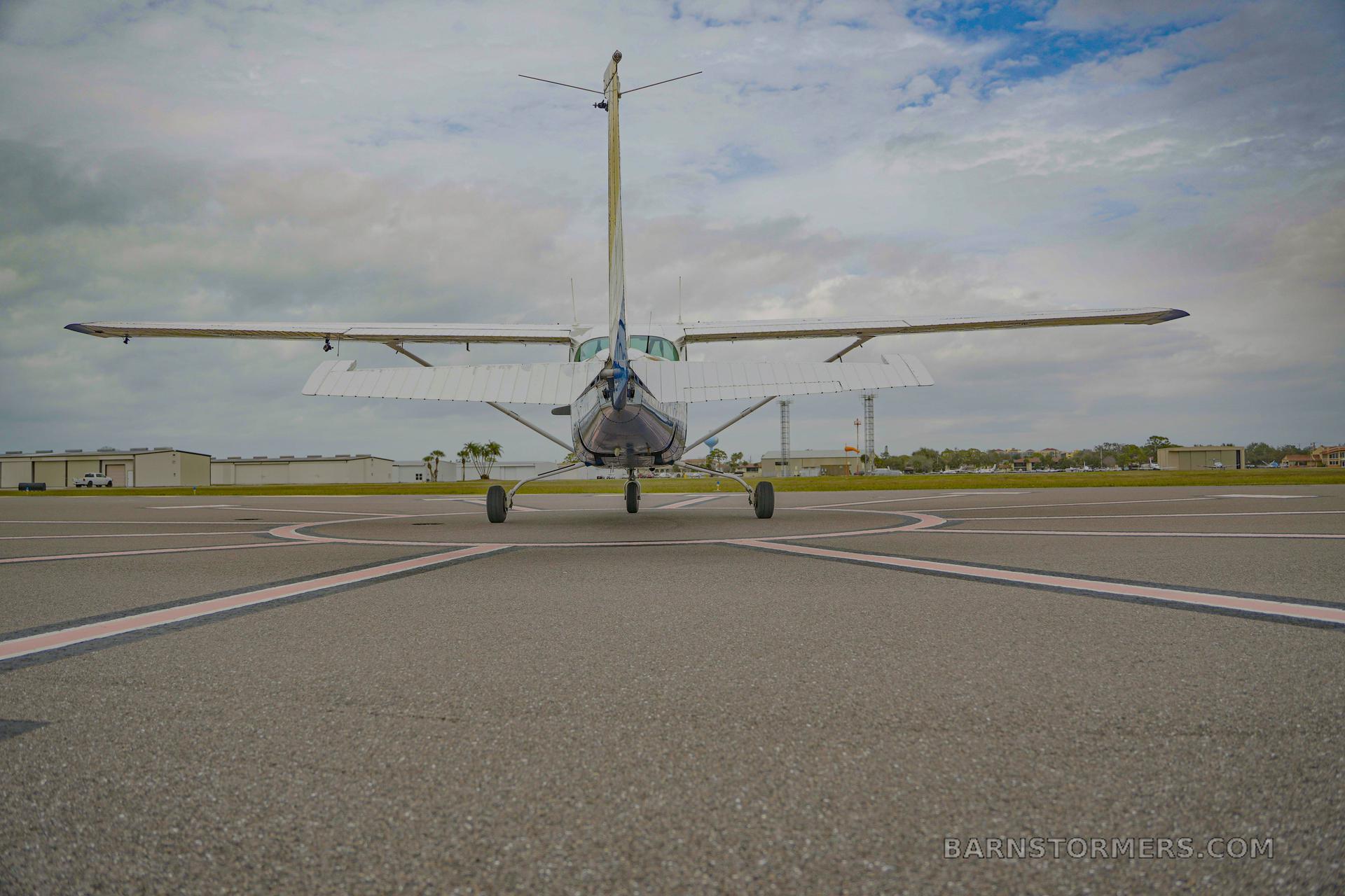 1982 Cessna 172 thumbnail 4