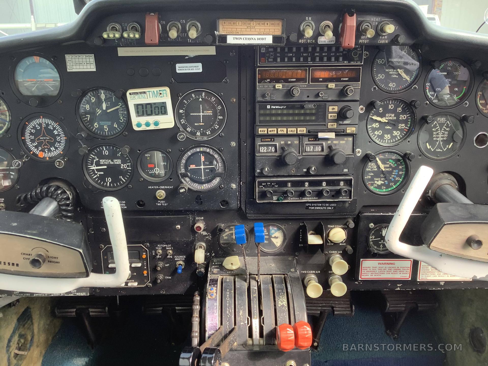 2011 Cessna thumbnail 2