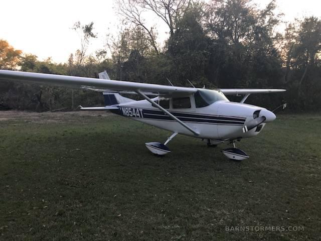 1960 Cessna 182 thumbnail 4