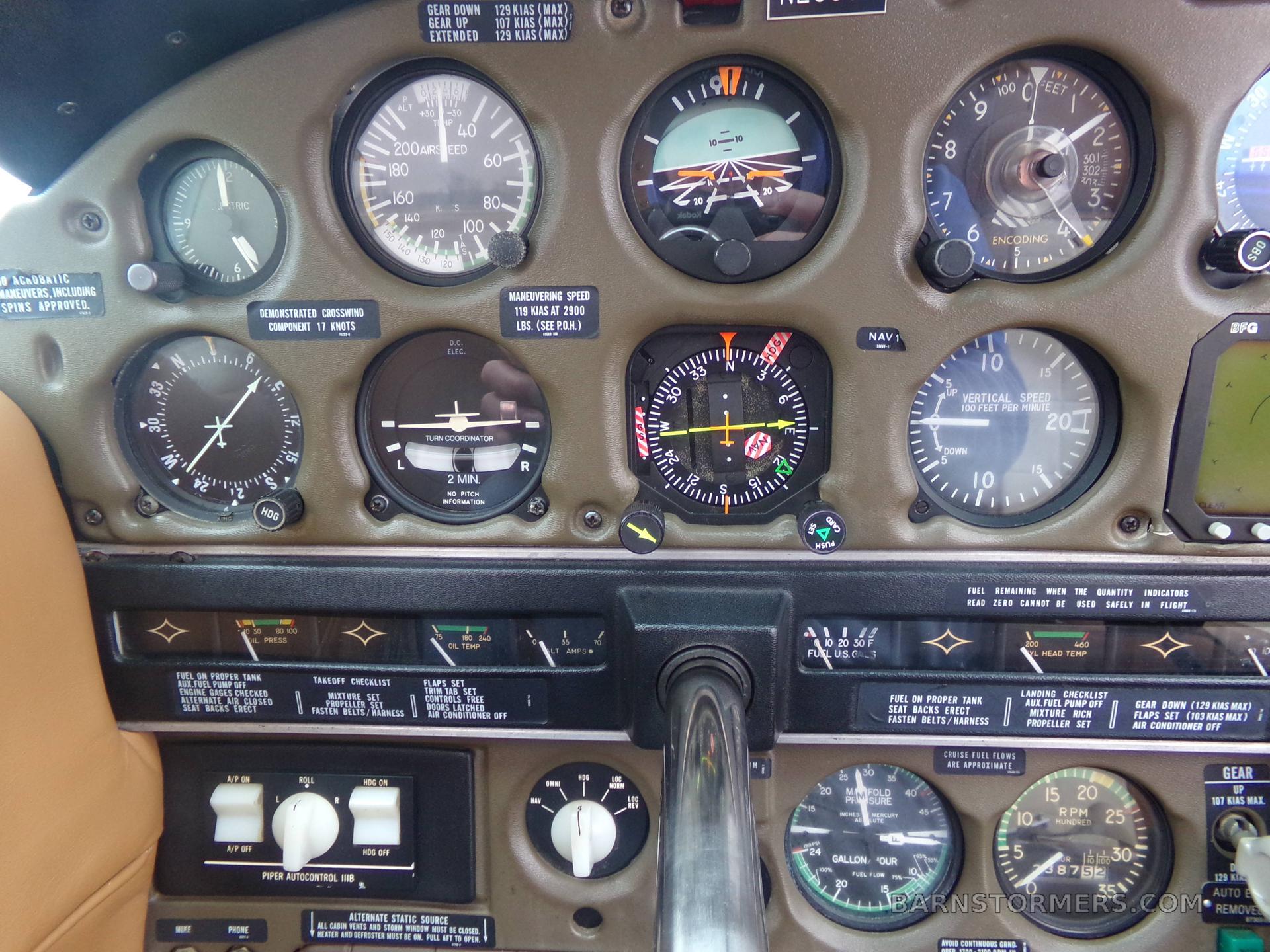 1978 PIPER TURBO ARROW III 5
