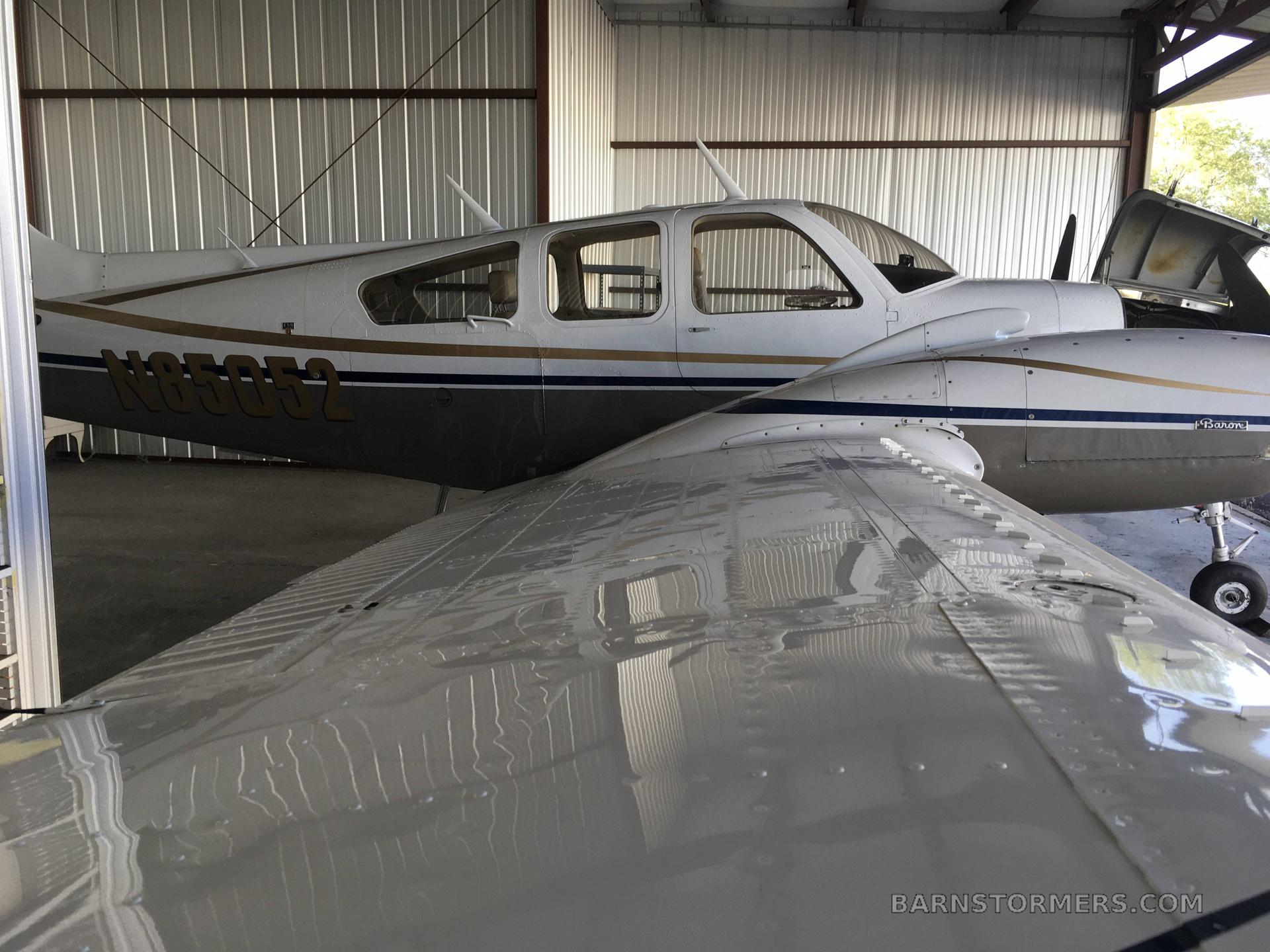 BEECHCRAFT BARON E-55 FOR SALE 5
