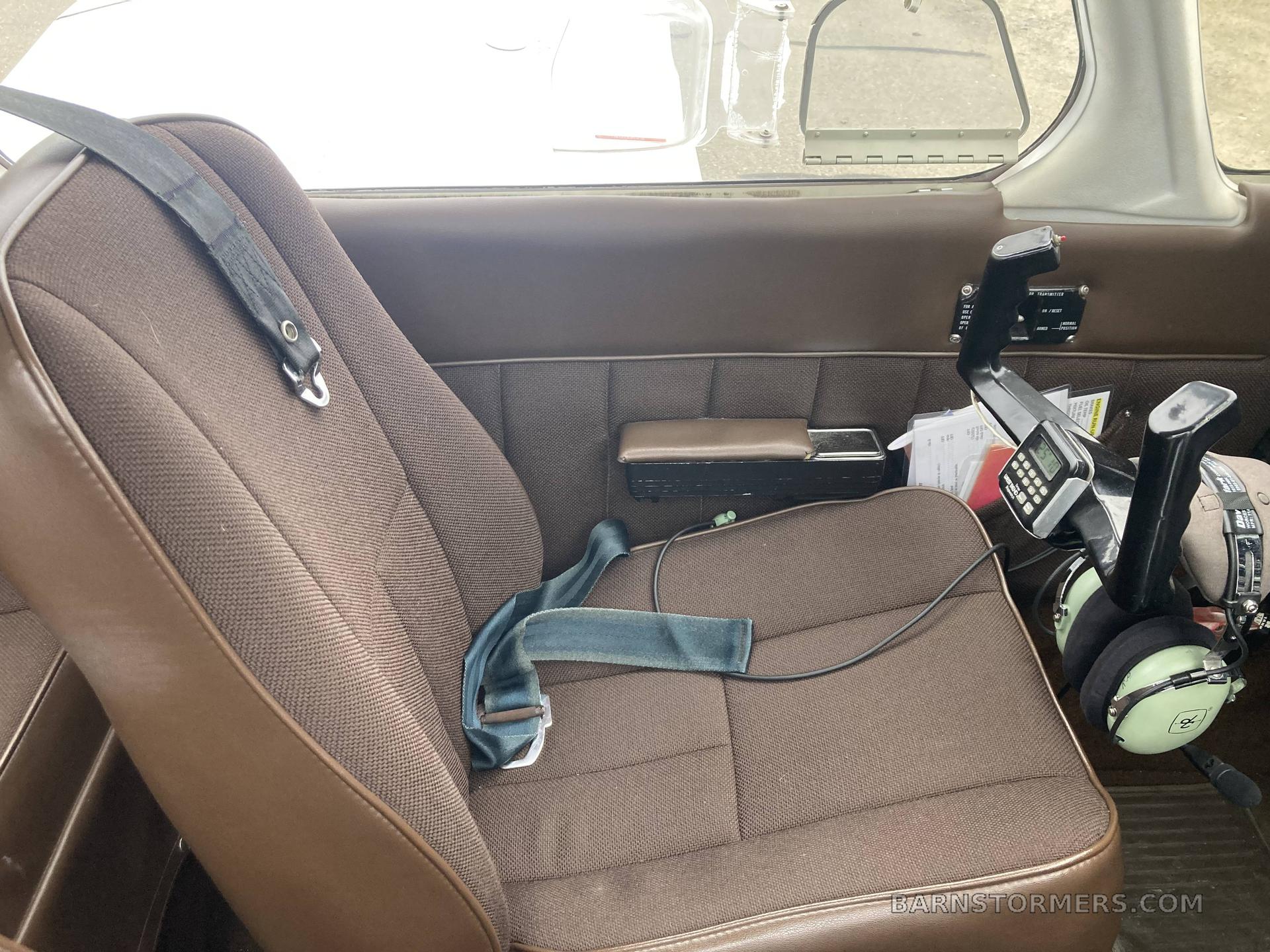 1976 PIPER WARRIOR PA28-151 4