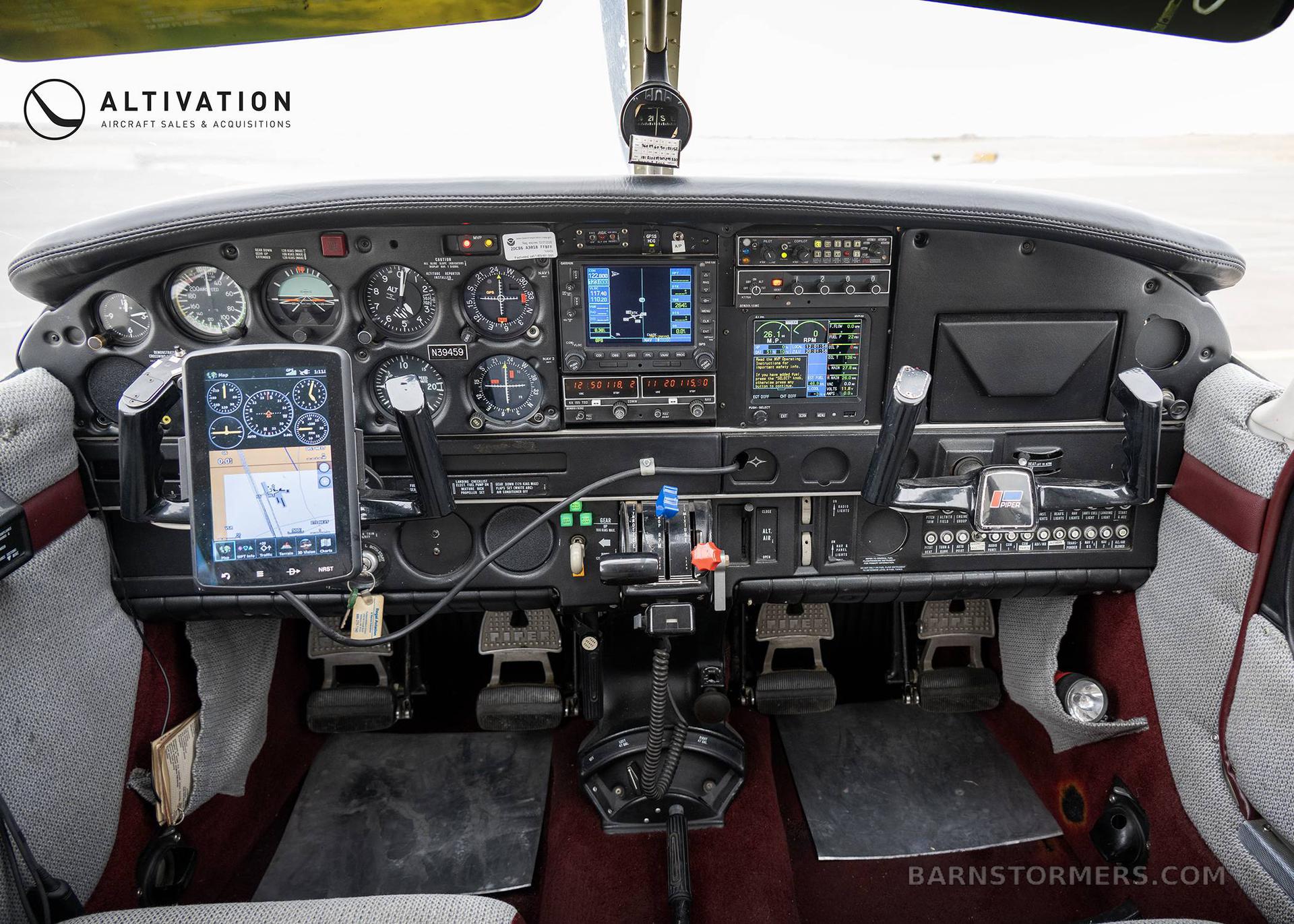1978 PIPER LANCE II 5