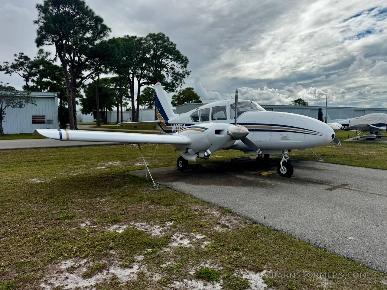 1967 Piper Aztec