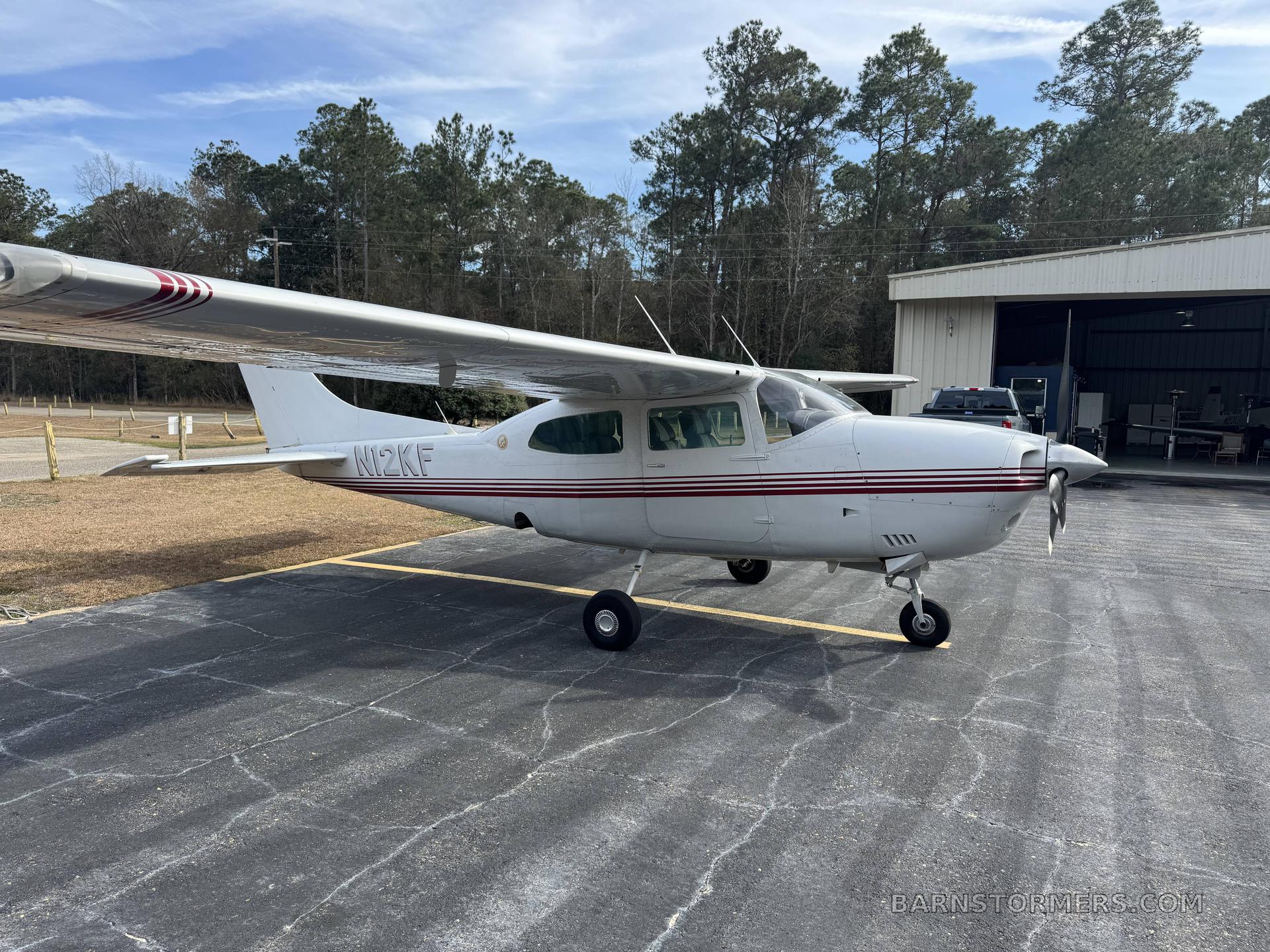 1973 Cessna 210 thumbnail 2