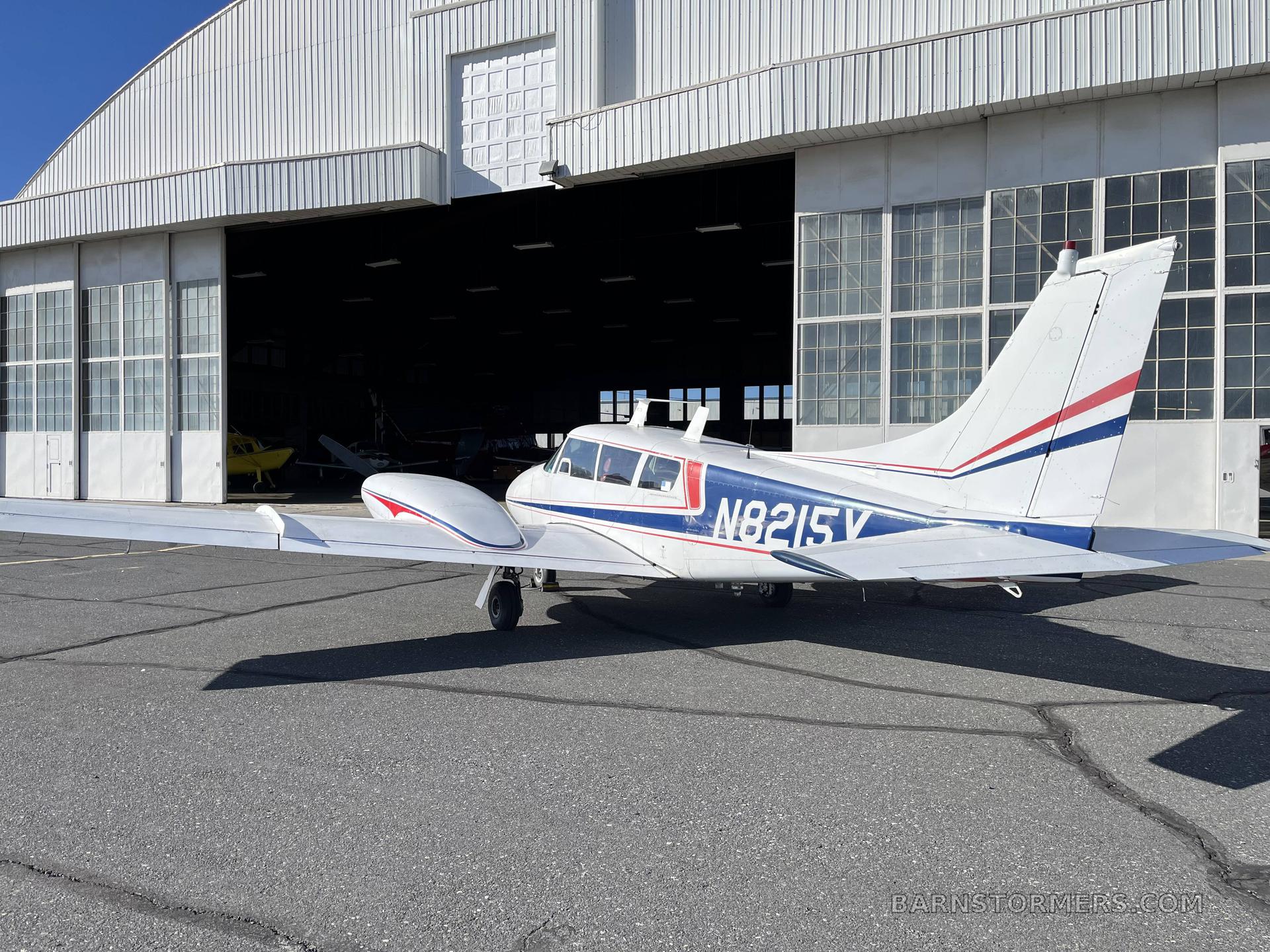 Piper Comanche thumbnail 2