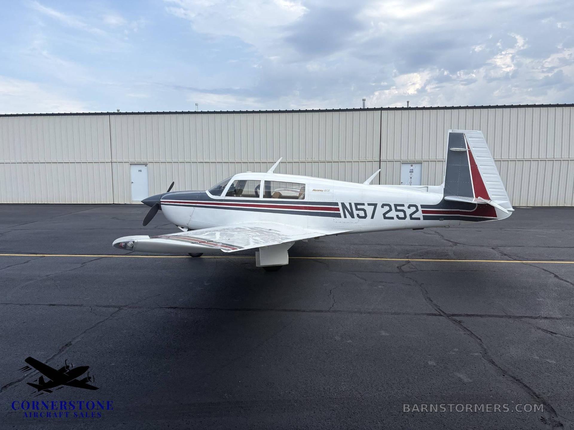 1984 Mooney M20 thumbnail 4