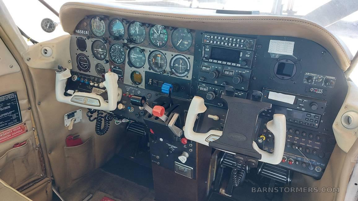 1975 BEECH B24R SIERRA 200 5