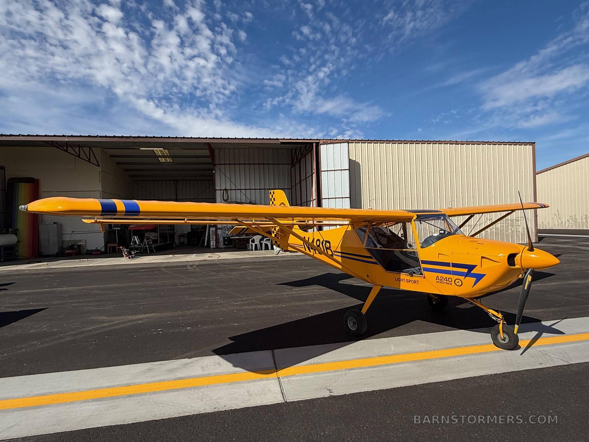 2016 AEROTREK A 240 4