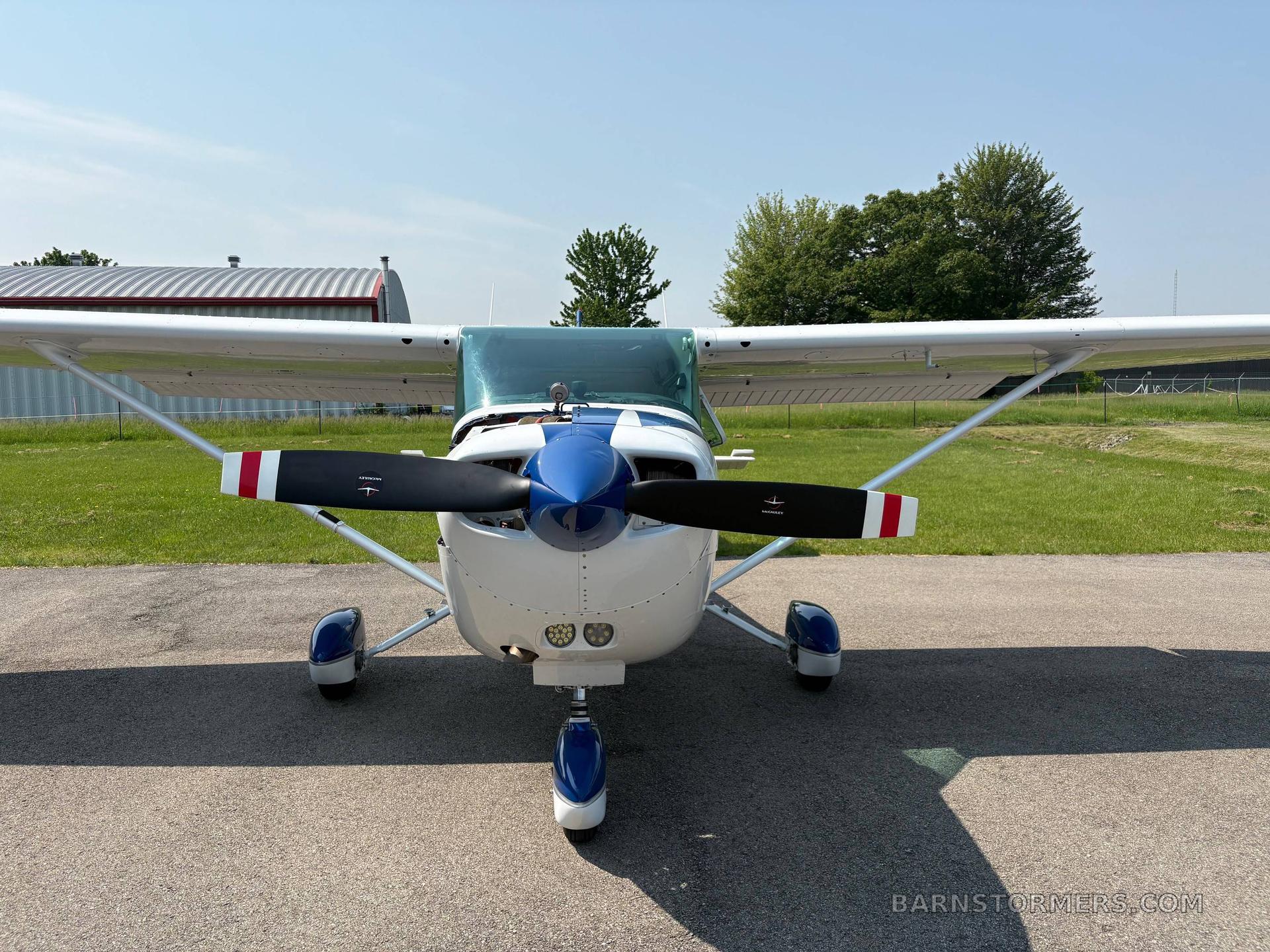 1979 Cessna 172 thumbnail 2