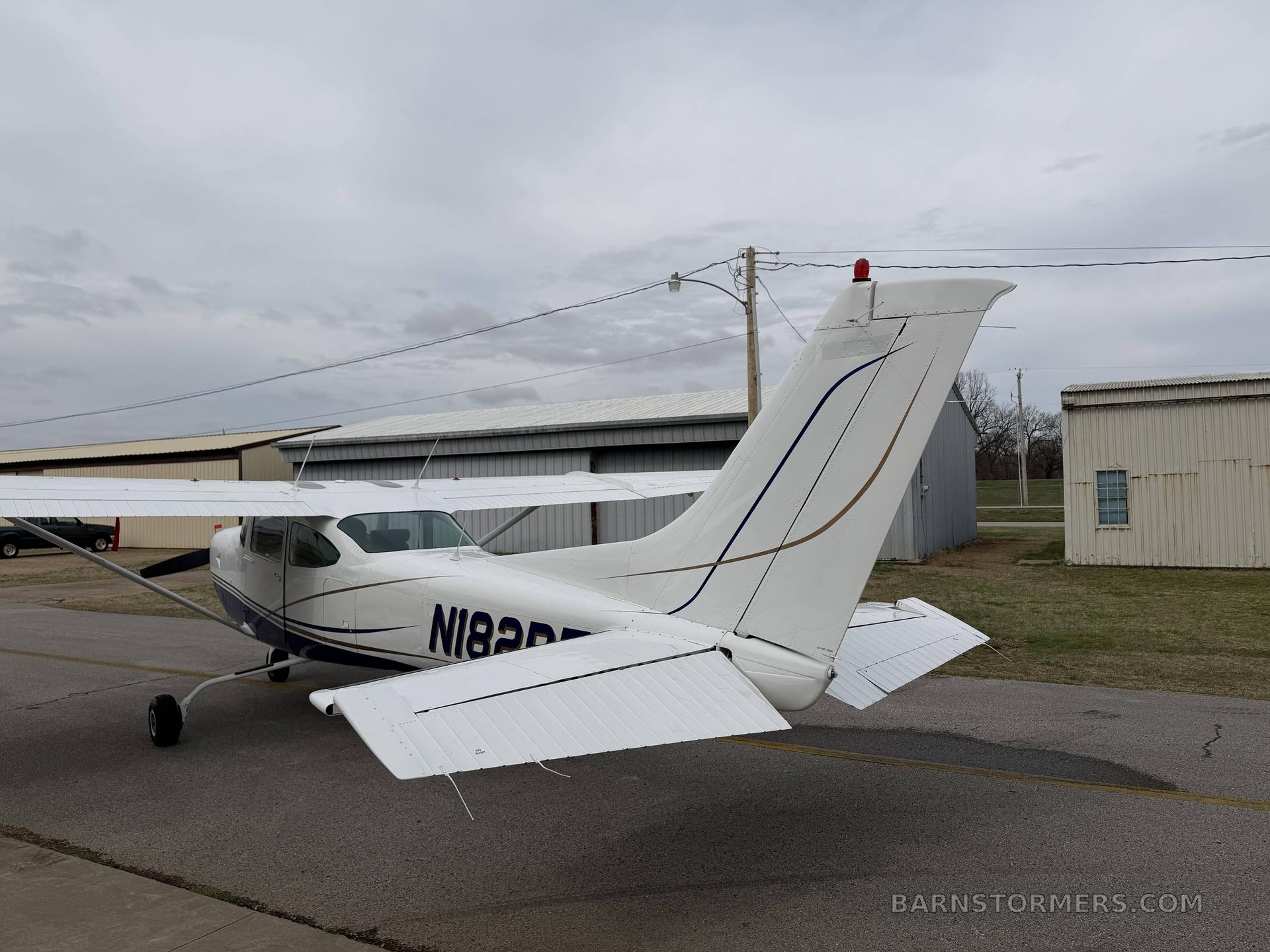 CESSNA TR182 1979 4