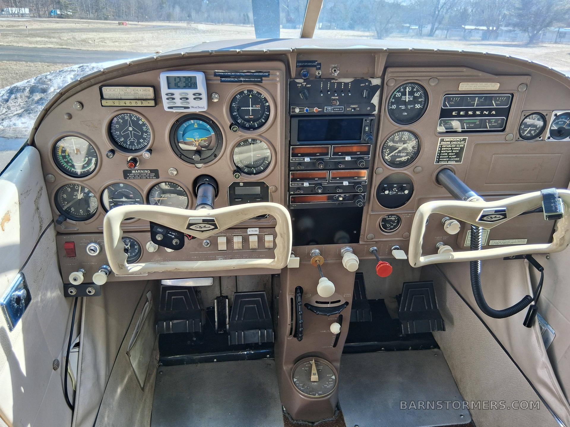 1964 Cessna 182 thumbnail 4