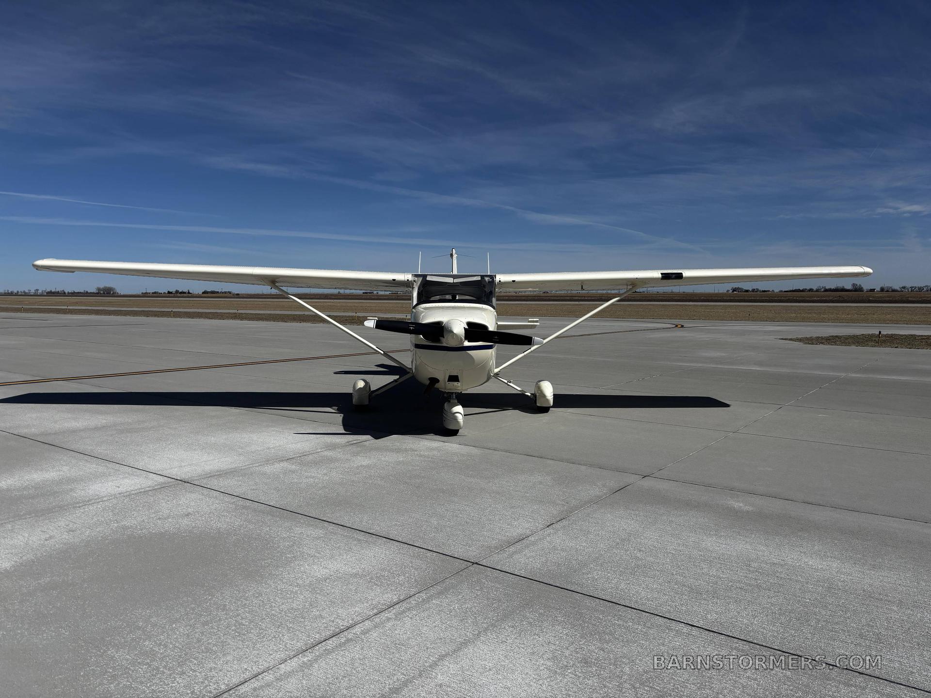 1979 Cessna 172 thumbnail 3