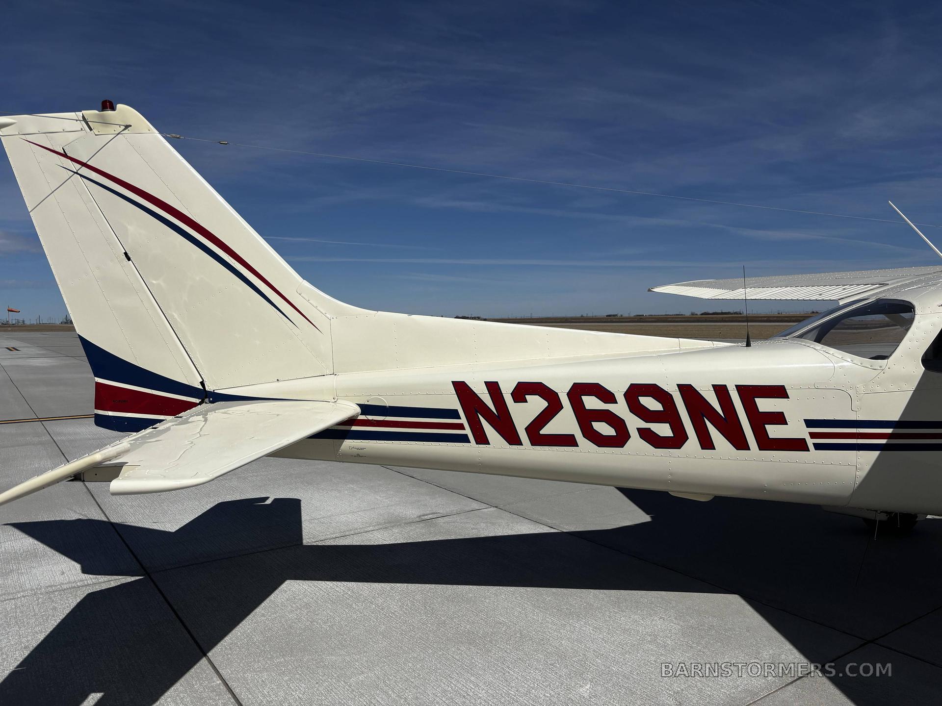 1979 Cessna 172 thumbnail 5
