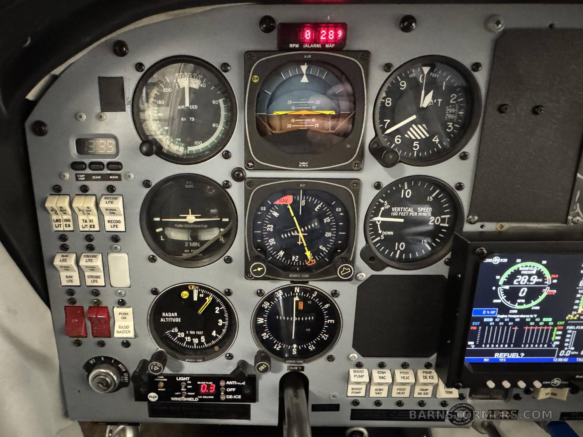 1/2 SHARE MOONEY M20M BRAVO 4