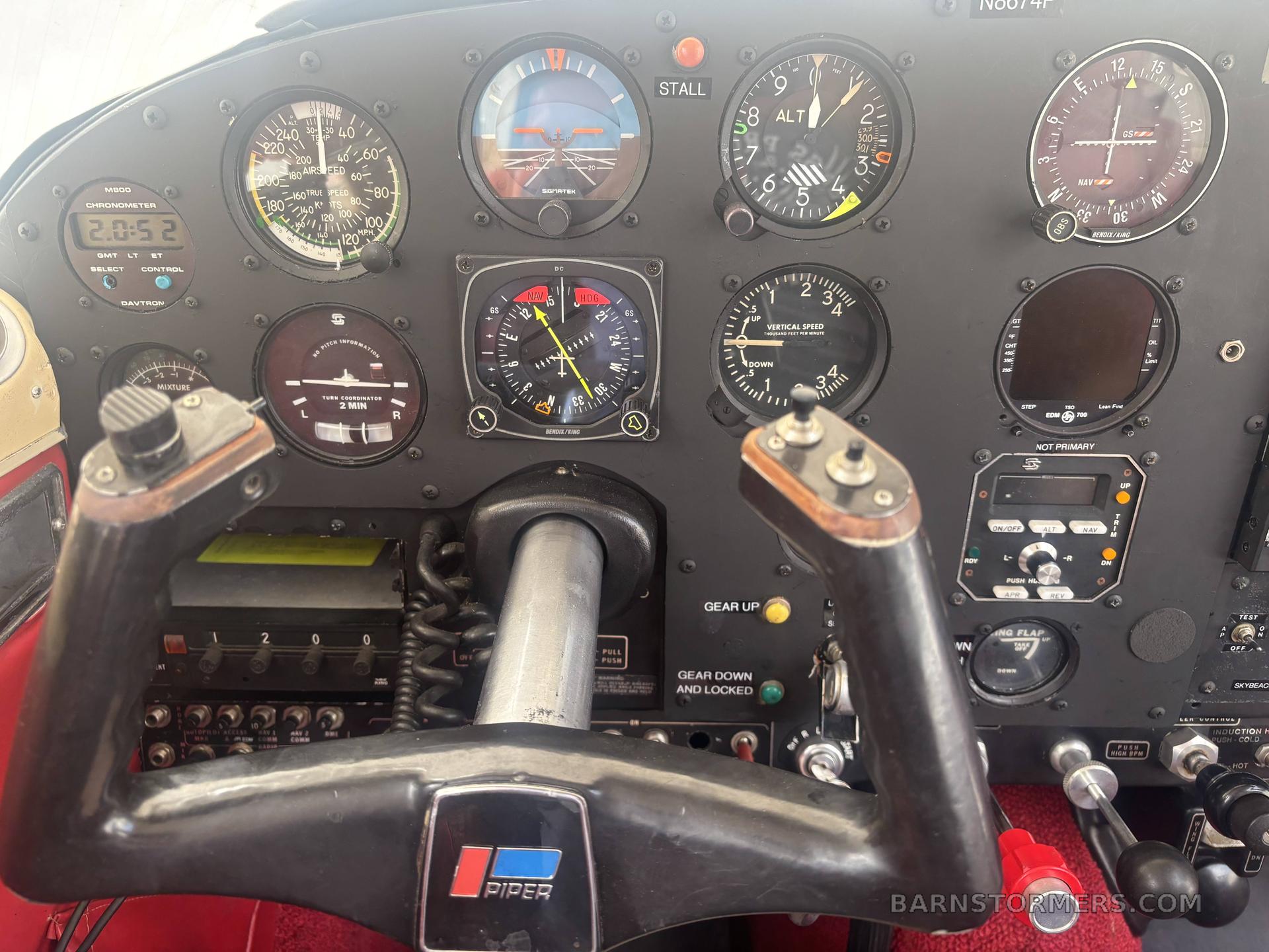 1965 PIPER COMANCHE PA24-260 4