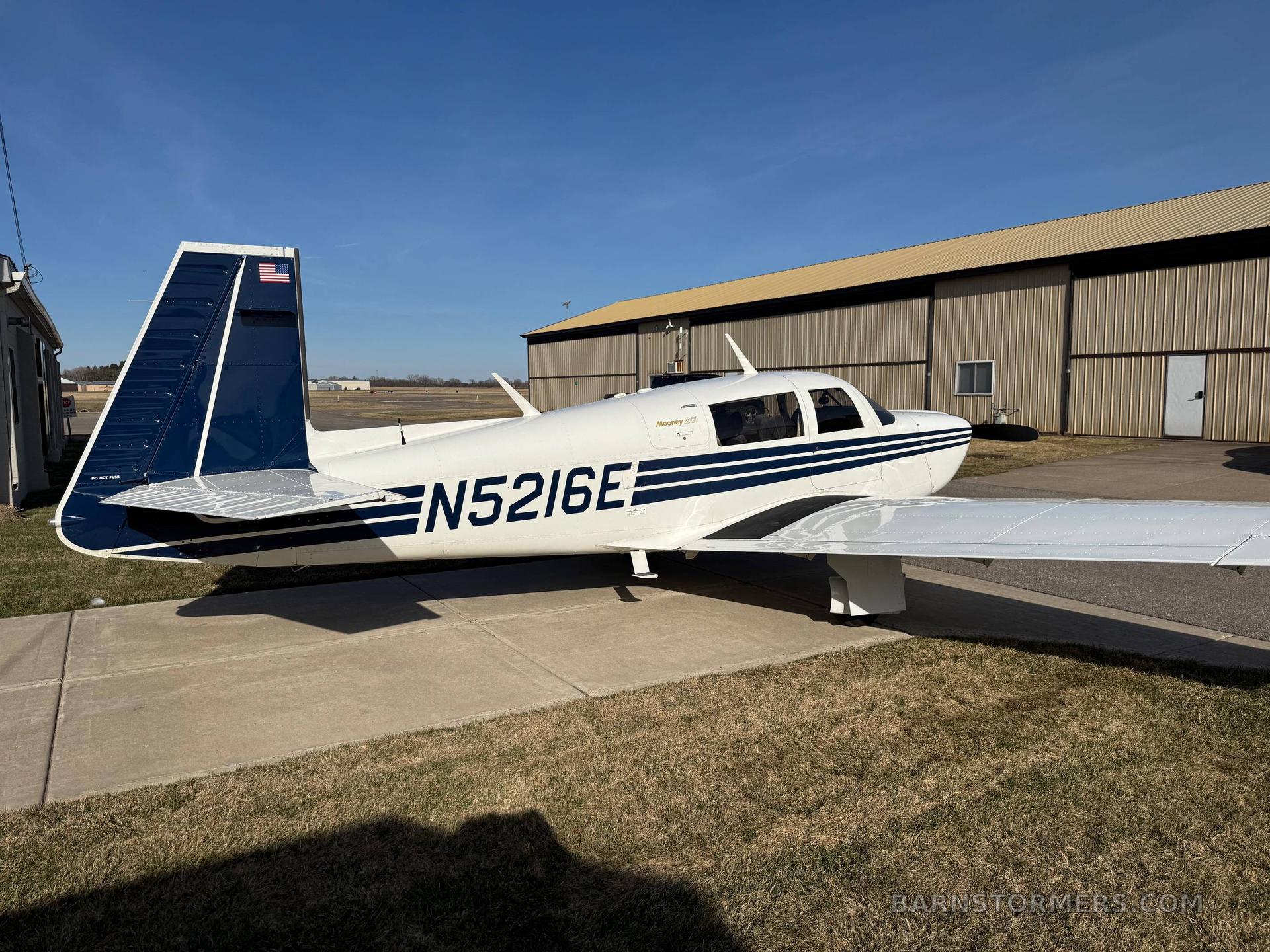 N5216E 1988 MOONEY 201 M20J 3