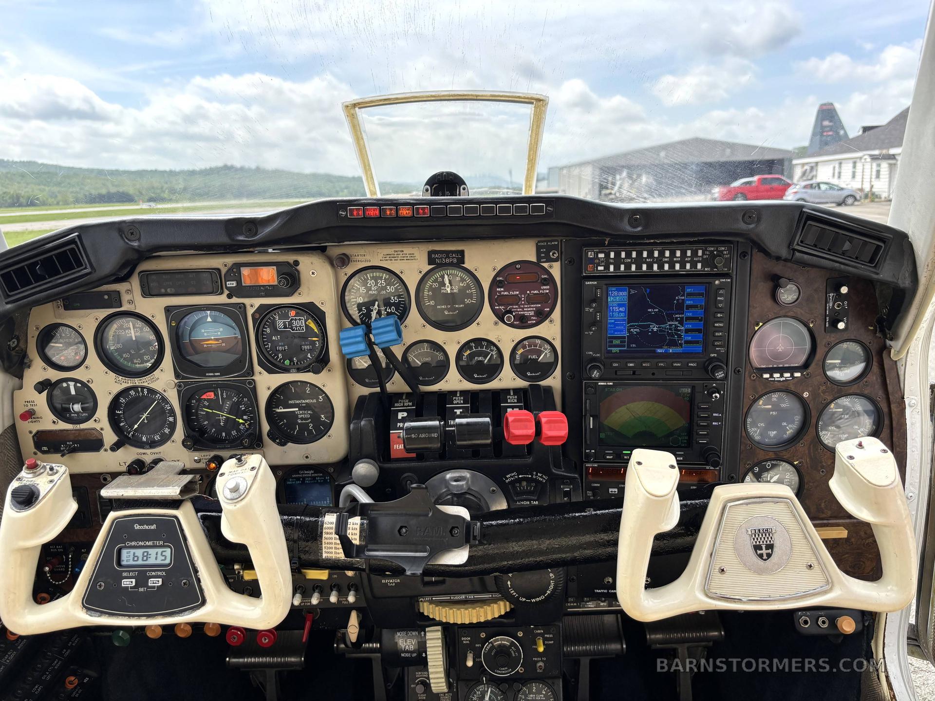 1980 Beechcraft Baron thumbnail 2