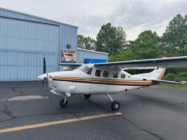 1980 Cessna 210 thumbnail 2