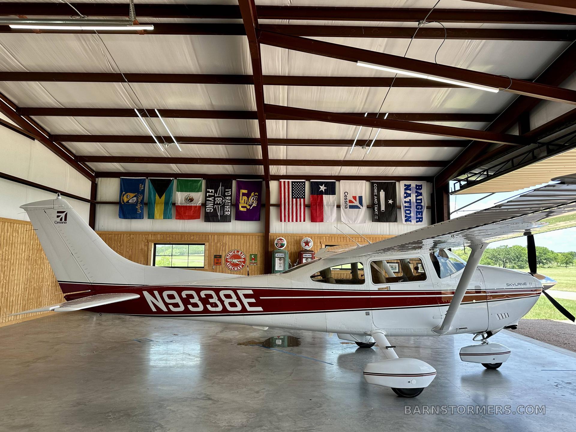 1984 Cessna 182 thumbnail 2