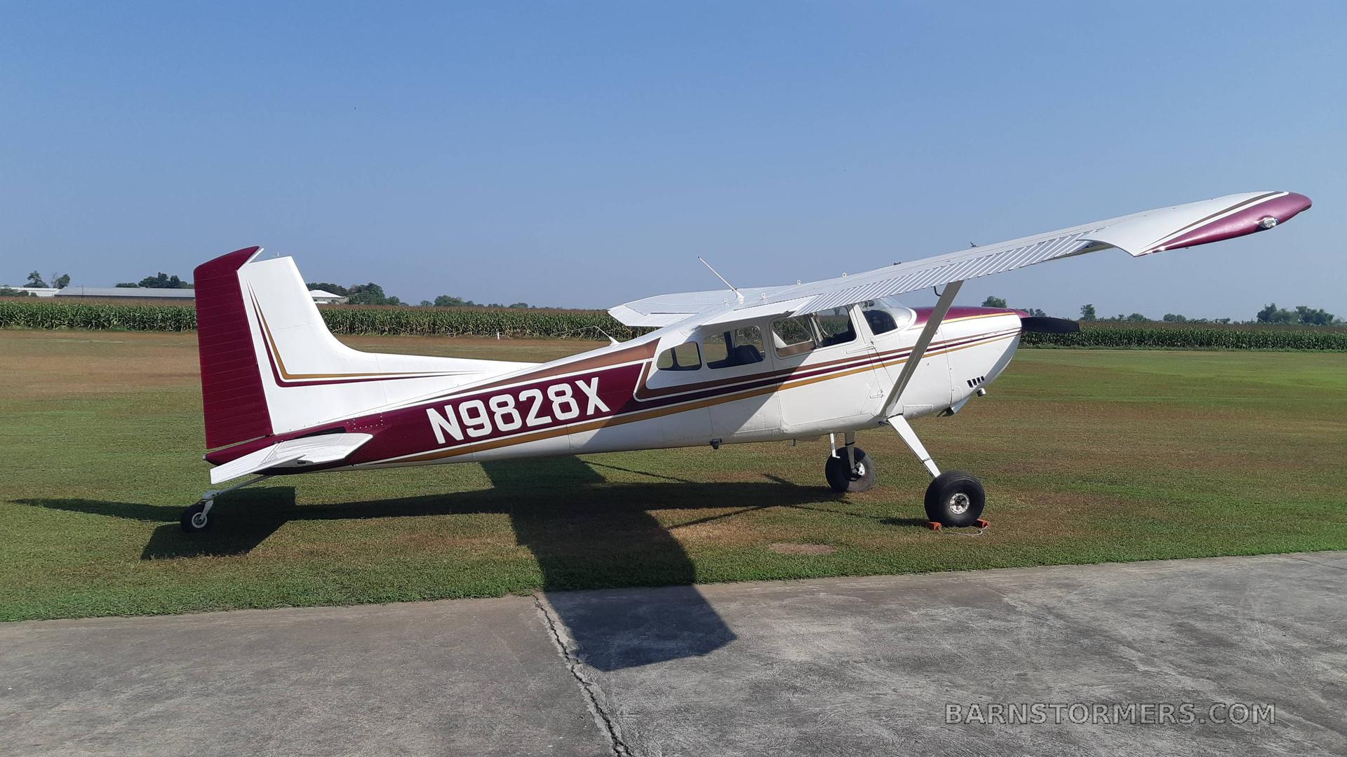 1961 Cessna 185 thumbnail 2