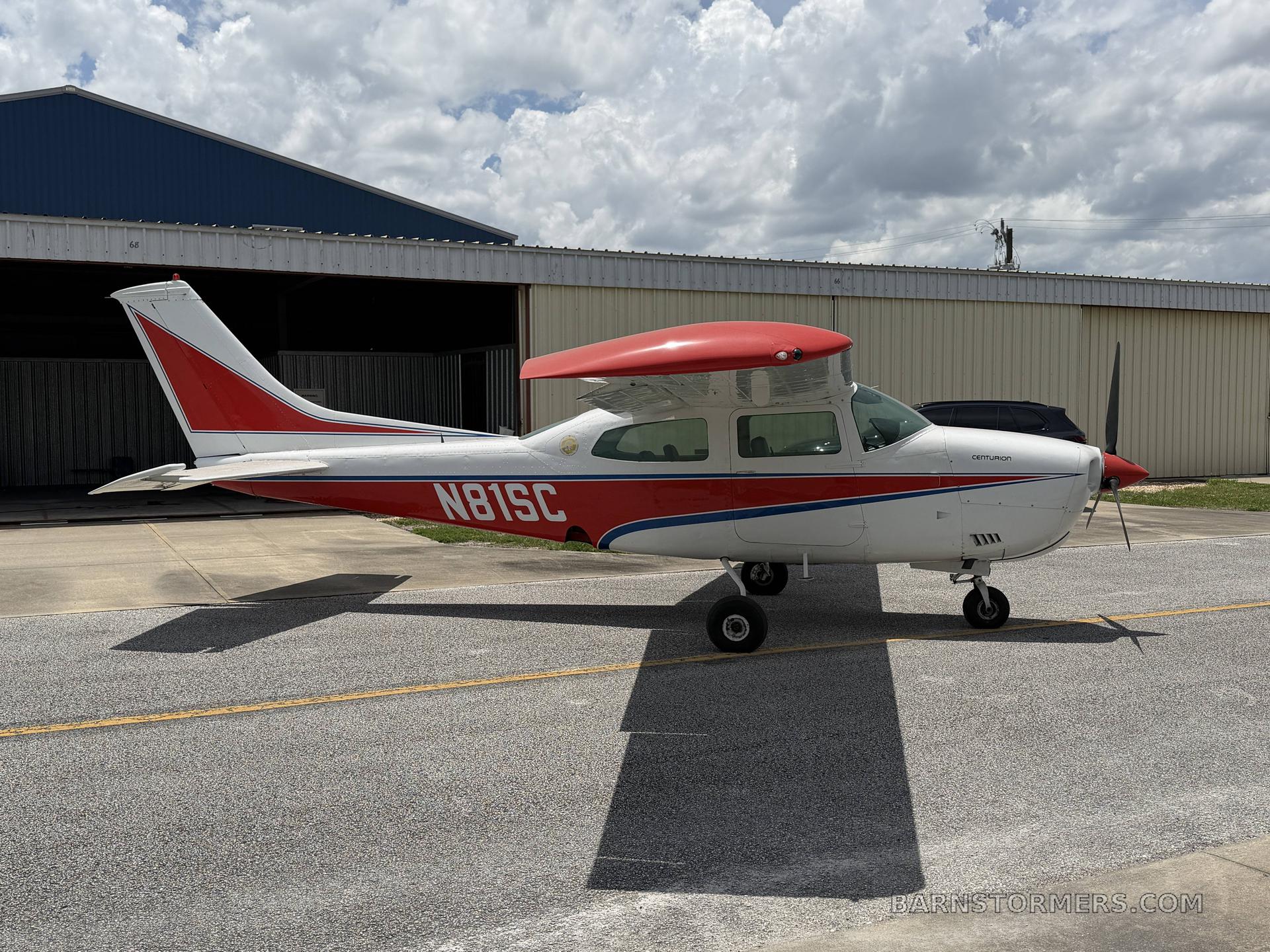 1971 Cessna 210 thumbnail 2