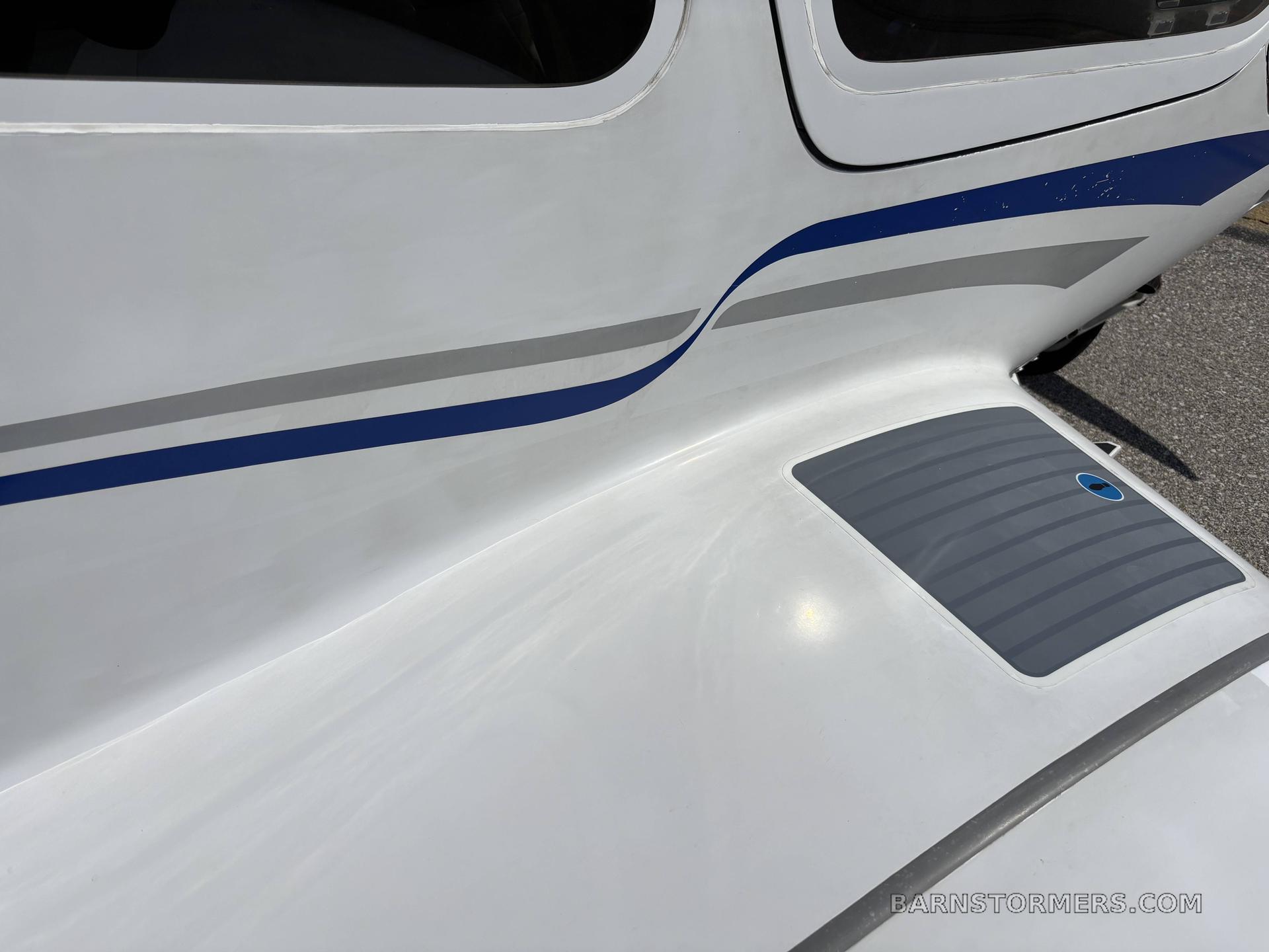 2005 DIAMOND DA40 4