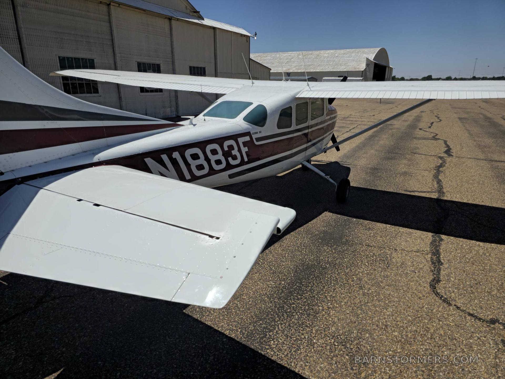 1966 Cessna 210 thumbnail 2